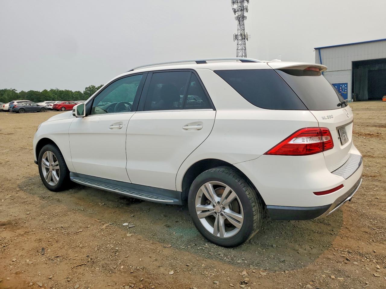 2015 Mercedes-benz Ml 350 4matic White vin: 4JGDA5HB3FA483175