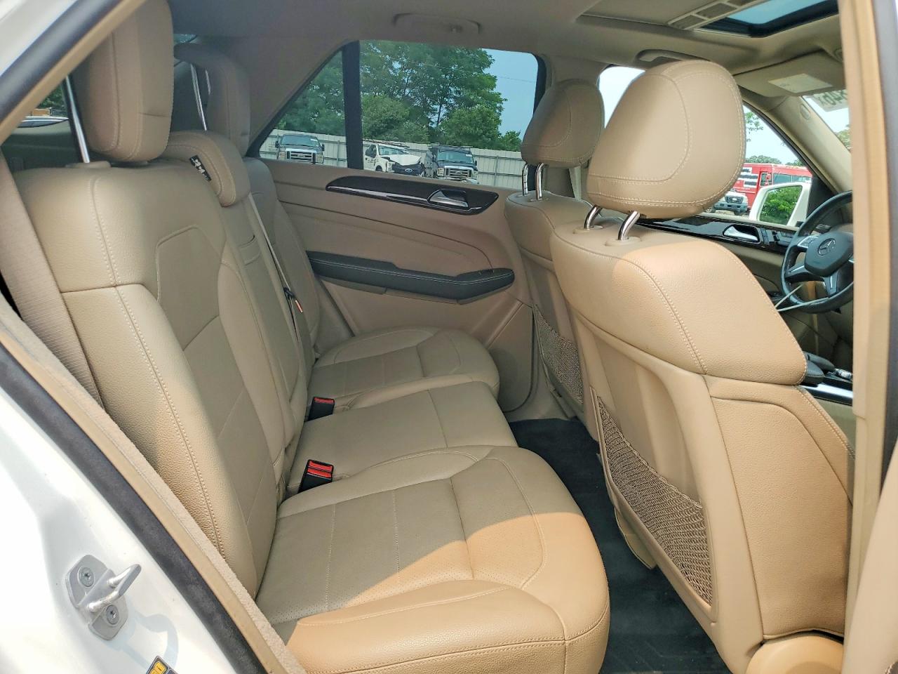 2015 Mercedes-benz Ml 350 4matic White vin: 4JGDA5HB3FA483175