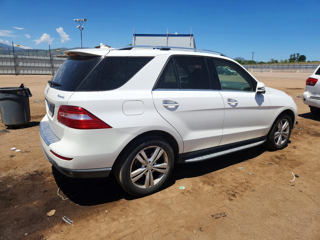 2015 Mercedes-benz Ml 350 4matic Белый vin: 4JGDA5HB3FA495892