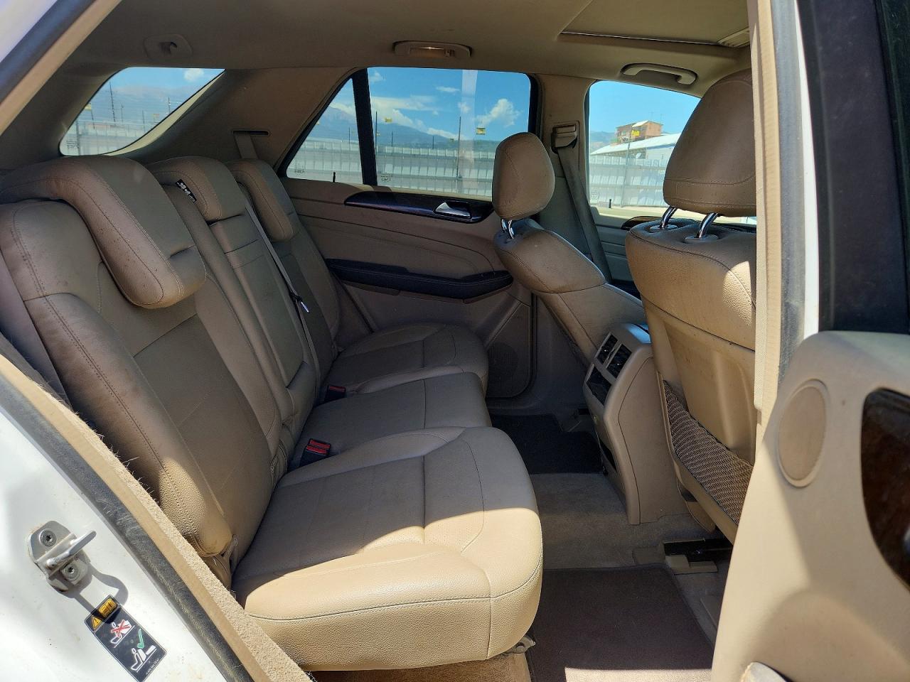 2015 Mercedes-benz Ml 350 4matic Белый vin: 4JGDA5HB3FA495892