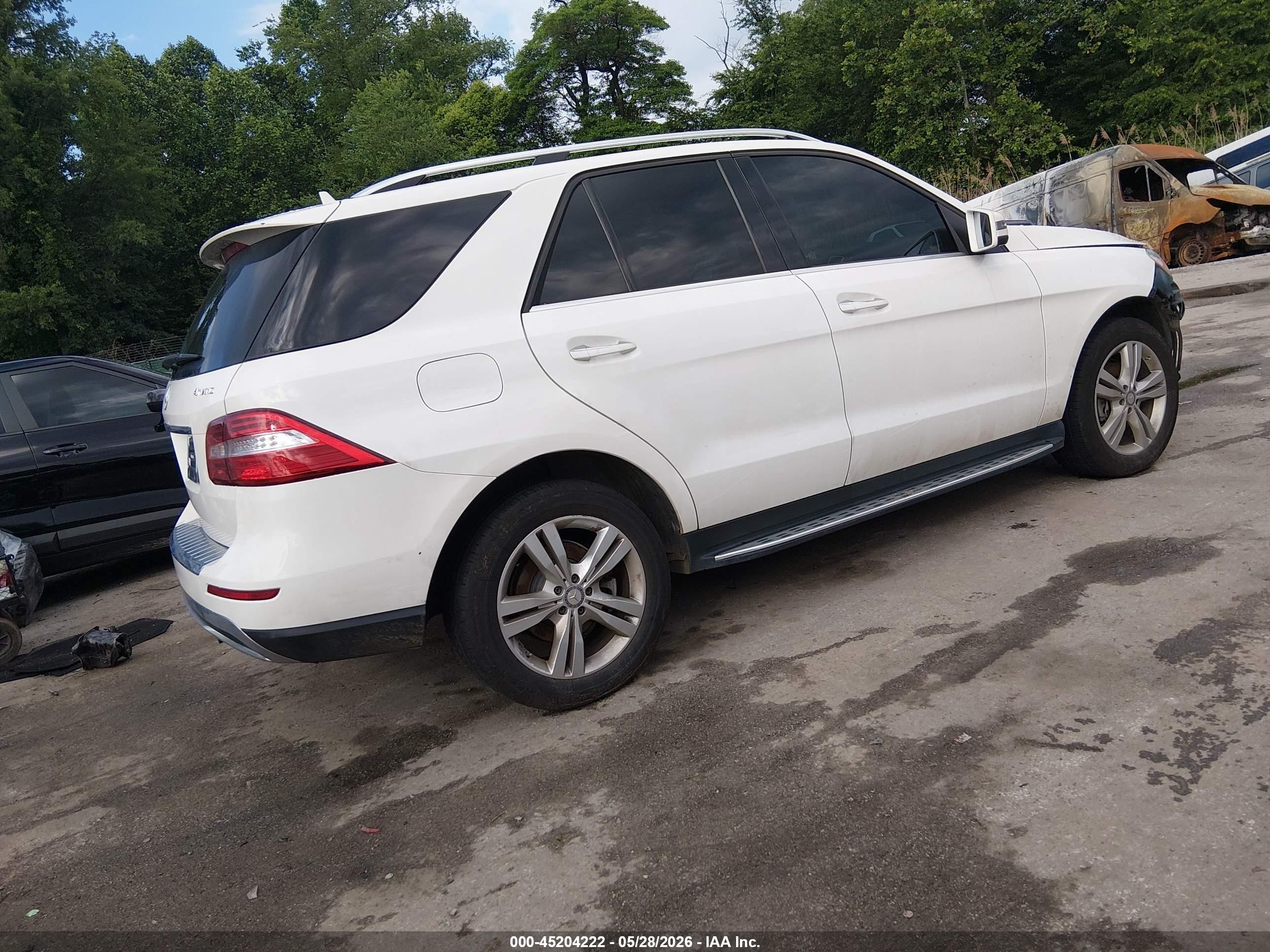 2015 Mercedes-benz Ml 350 4matic White vin: 4JGDA5HB3FA497643