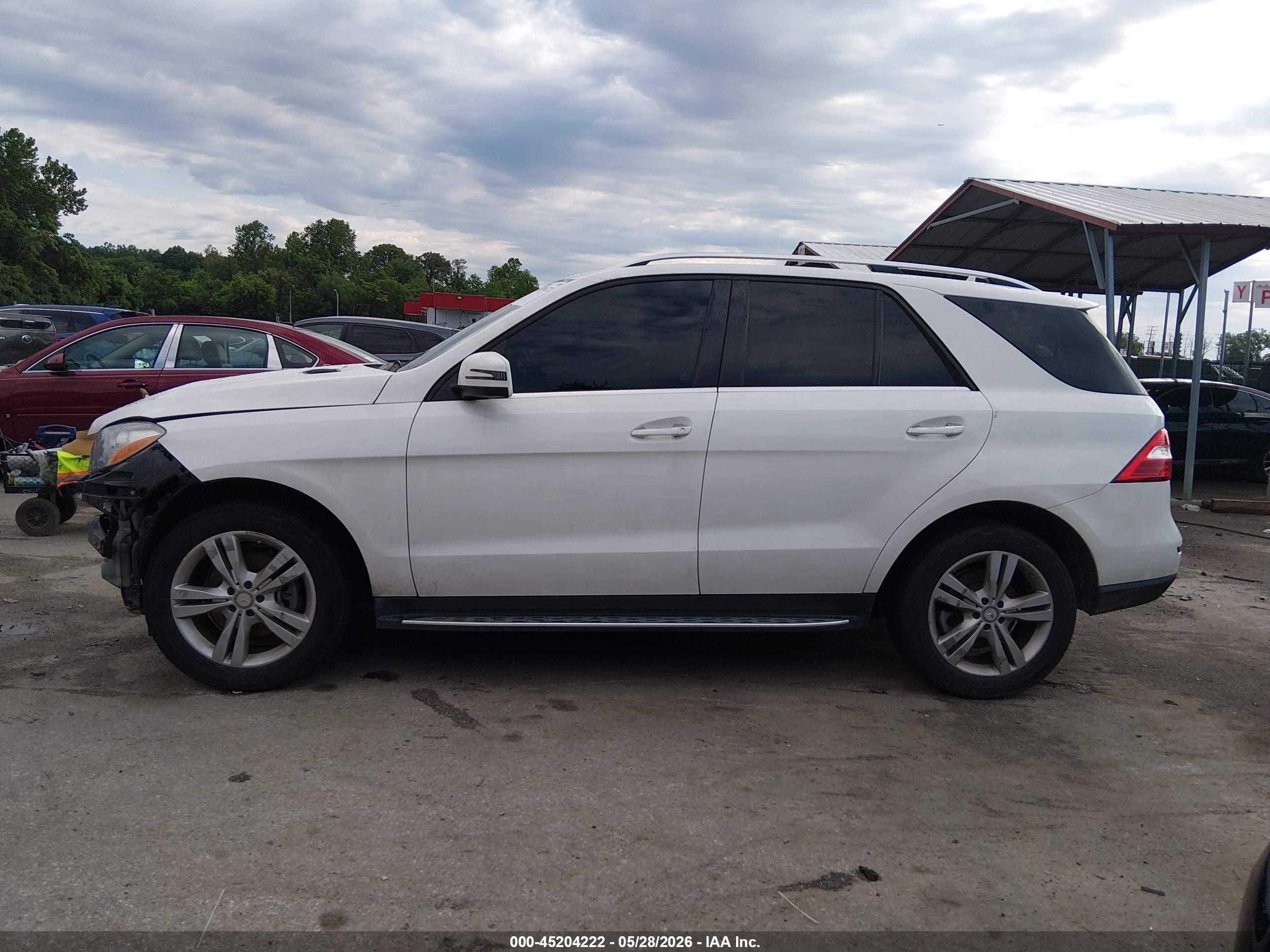 2015 Mercedes-benz Ml 350 4matic White vin: 4JGDA5HB3FA497643