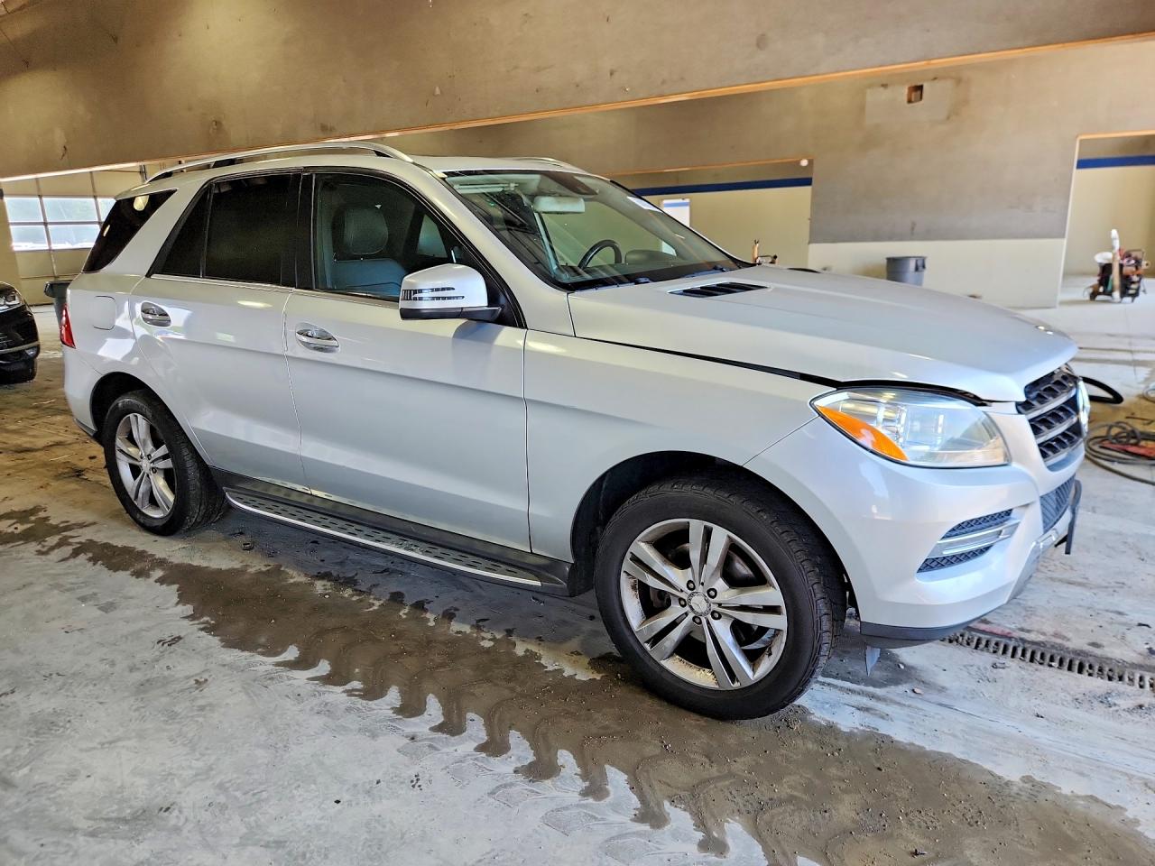 2015 Mercedes-benz Ml 350 4matic Silver vin: 4JGDA5HB3FA539339
