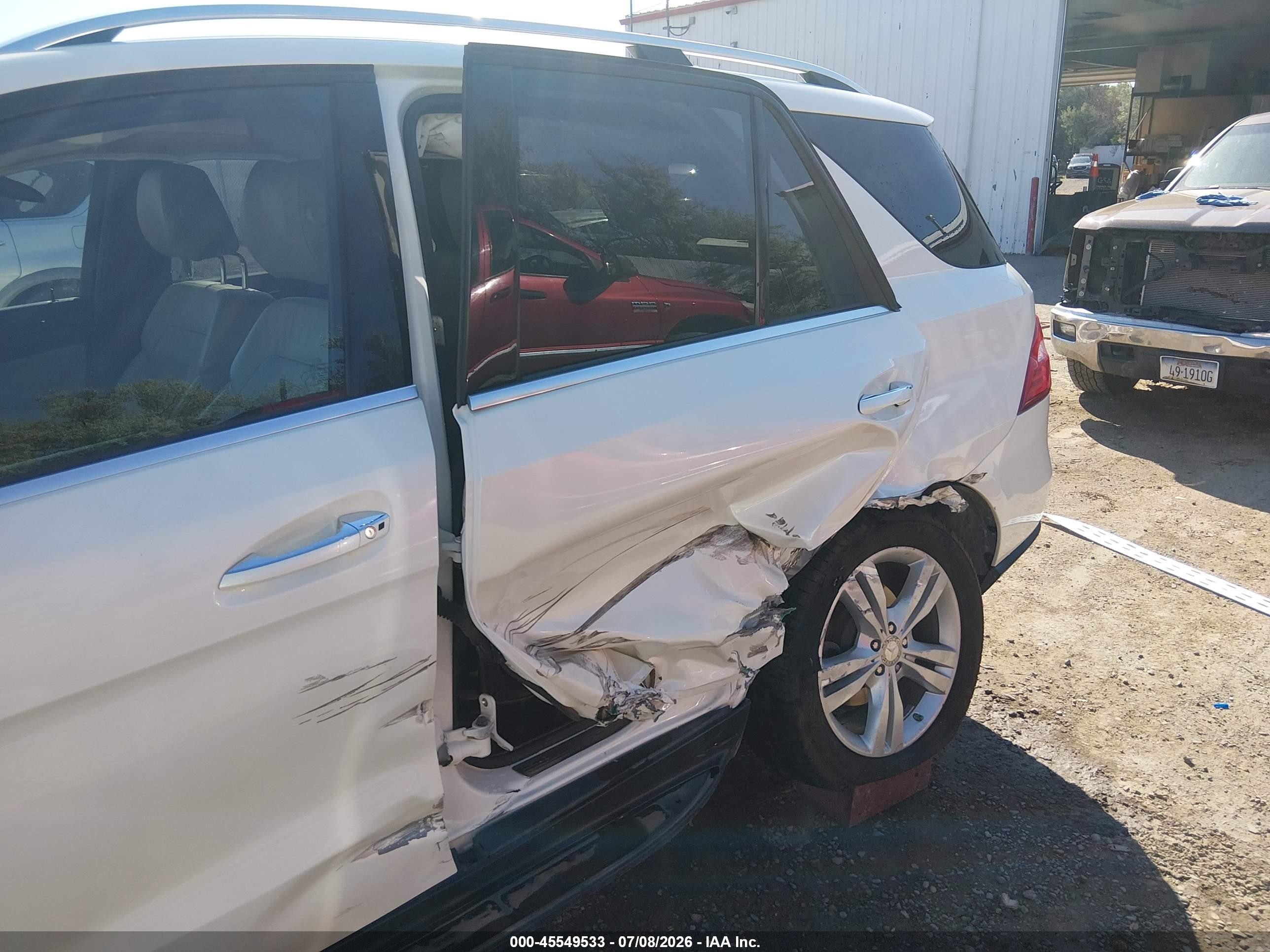 2012 Mercedes-benz Ml 350 4matic White vin: 4JGDA5HB4CA018240