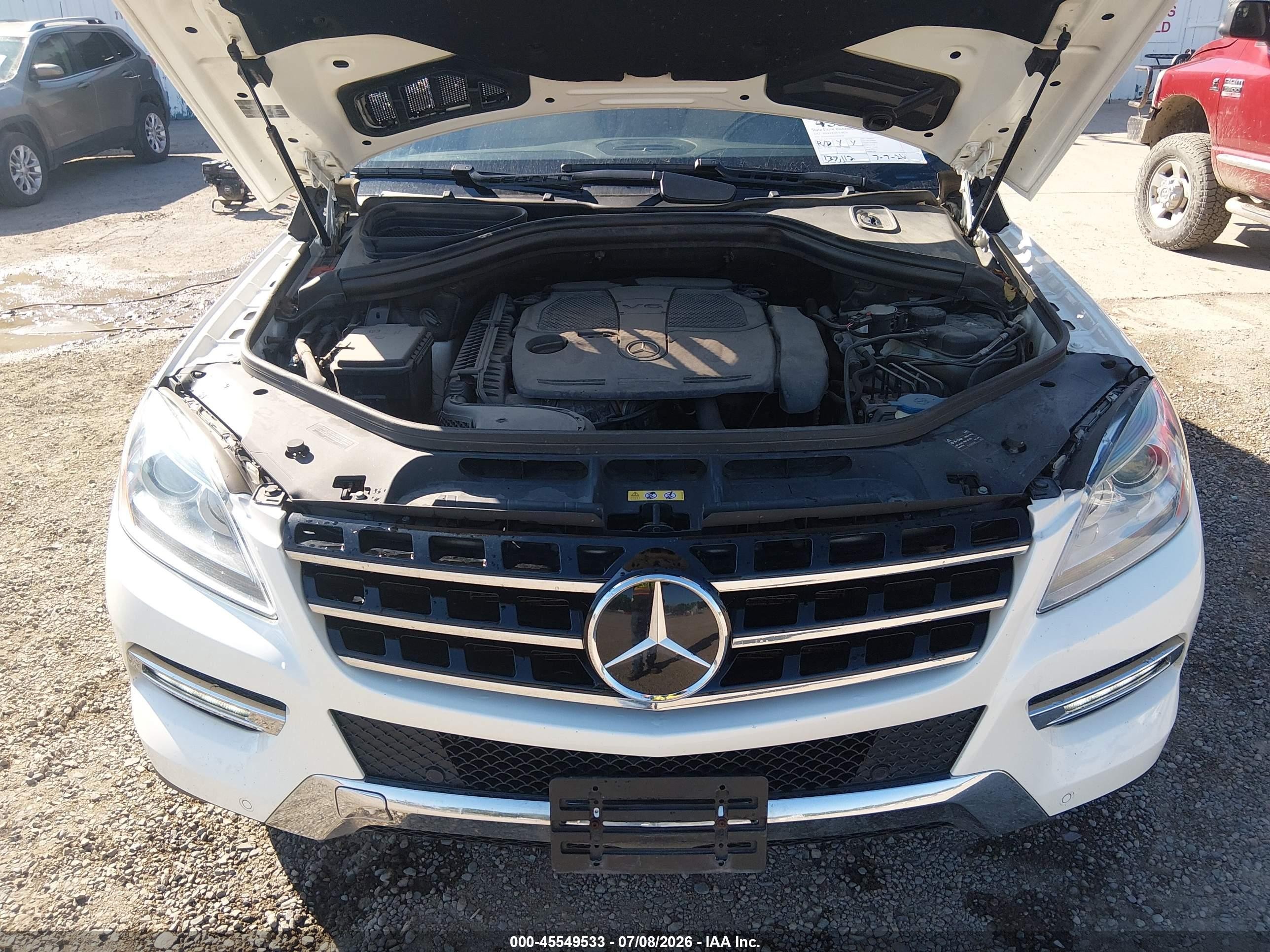 2012 Mercedes-benz Ml 350 4matic White vin: 4JGDA5HB4CA018240