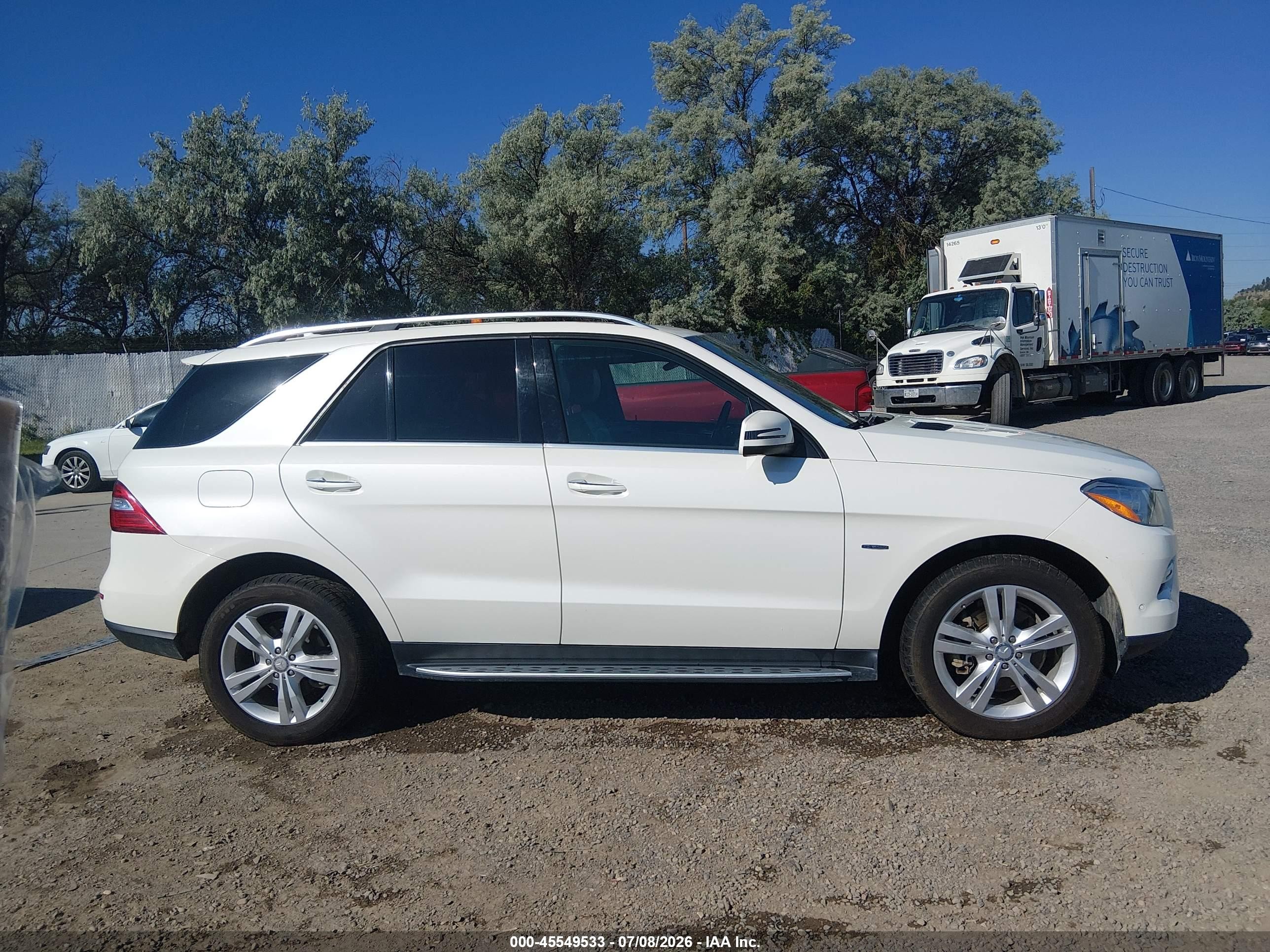 2012 Mercedes-benz Ml 350 4matic White vin: 4JGDA5HB4CA018240