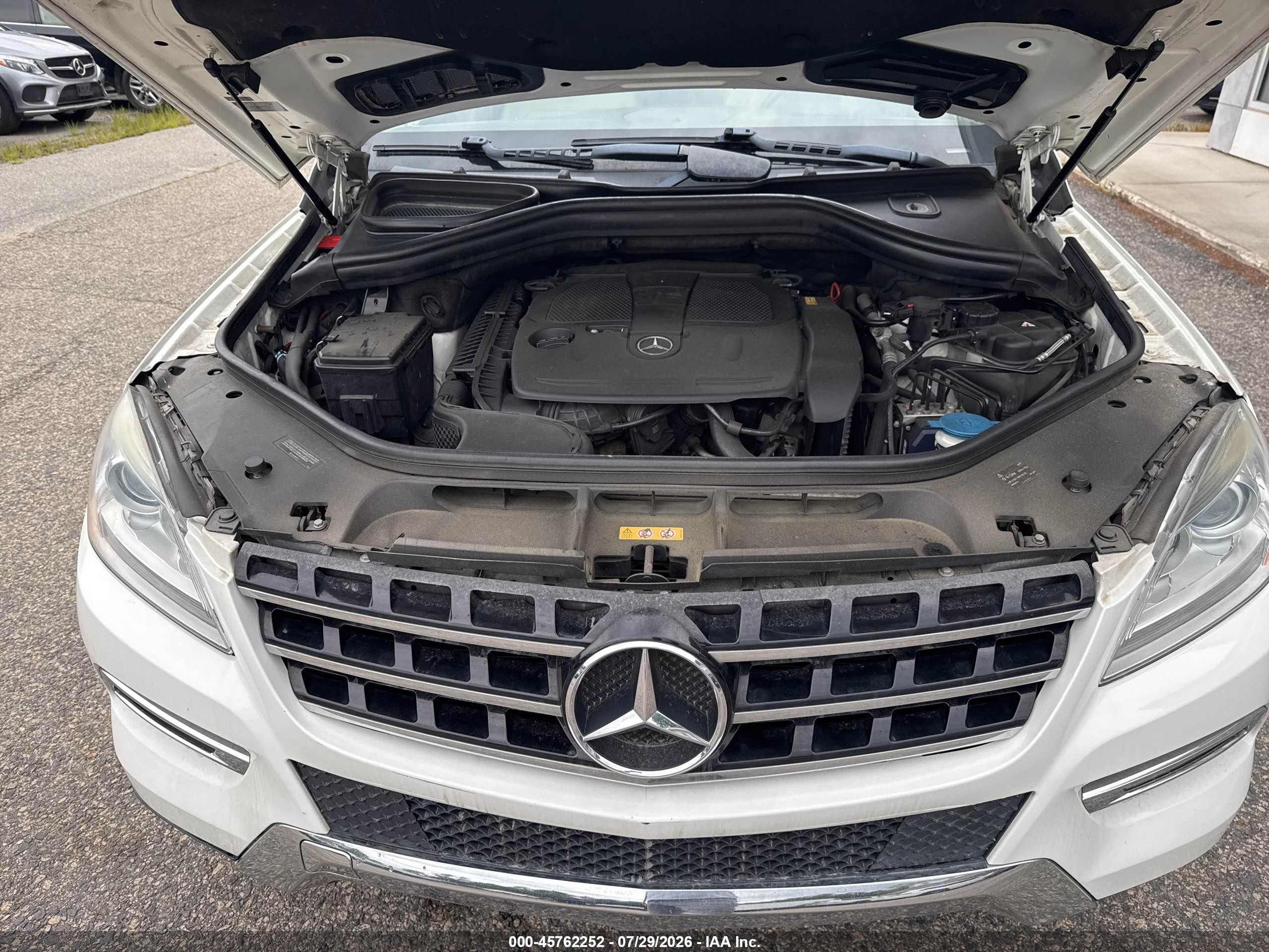 2012 Mercedes-benz Ml 350 4matic White vin: 4JGDA5HB4CA053991