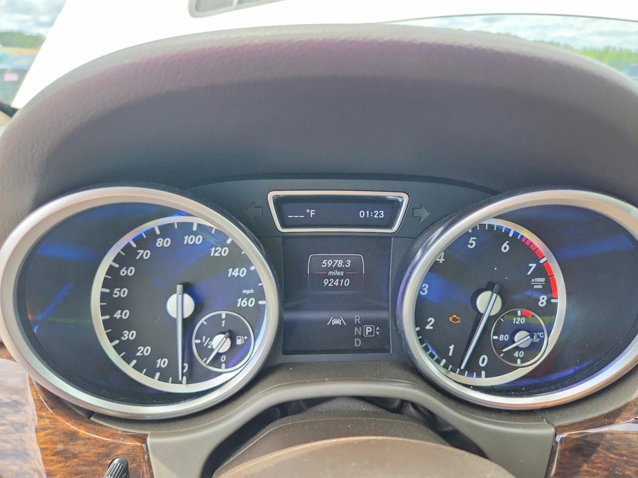2013 Mercedes-benz Ml 350 4matic White vin: 4JGDA5HB4DA201297