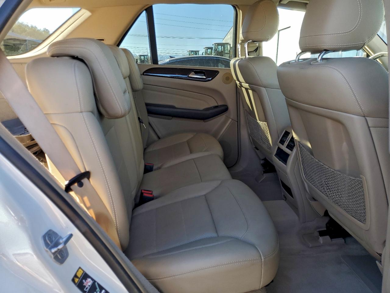 2013 Mercedes-benz Ml 350 4matic White vin: 4JGDA5HB4DA211781