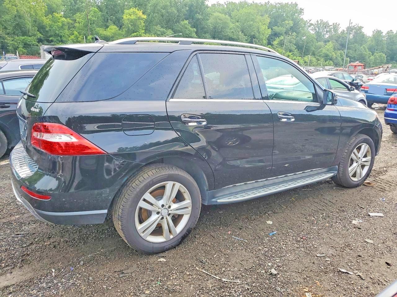 2013 Mercedes-benz Ml 350 4matic Черный vin: 4JGDA5HB4DA230556