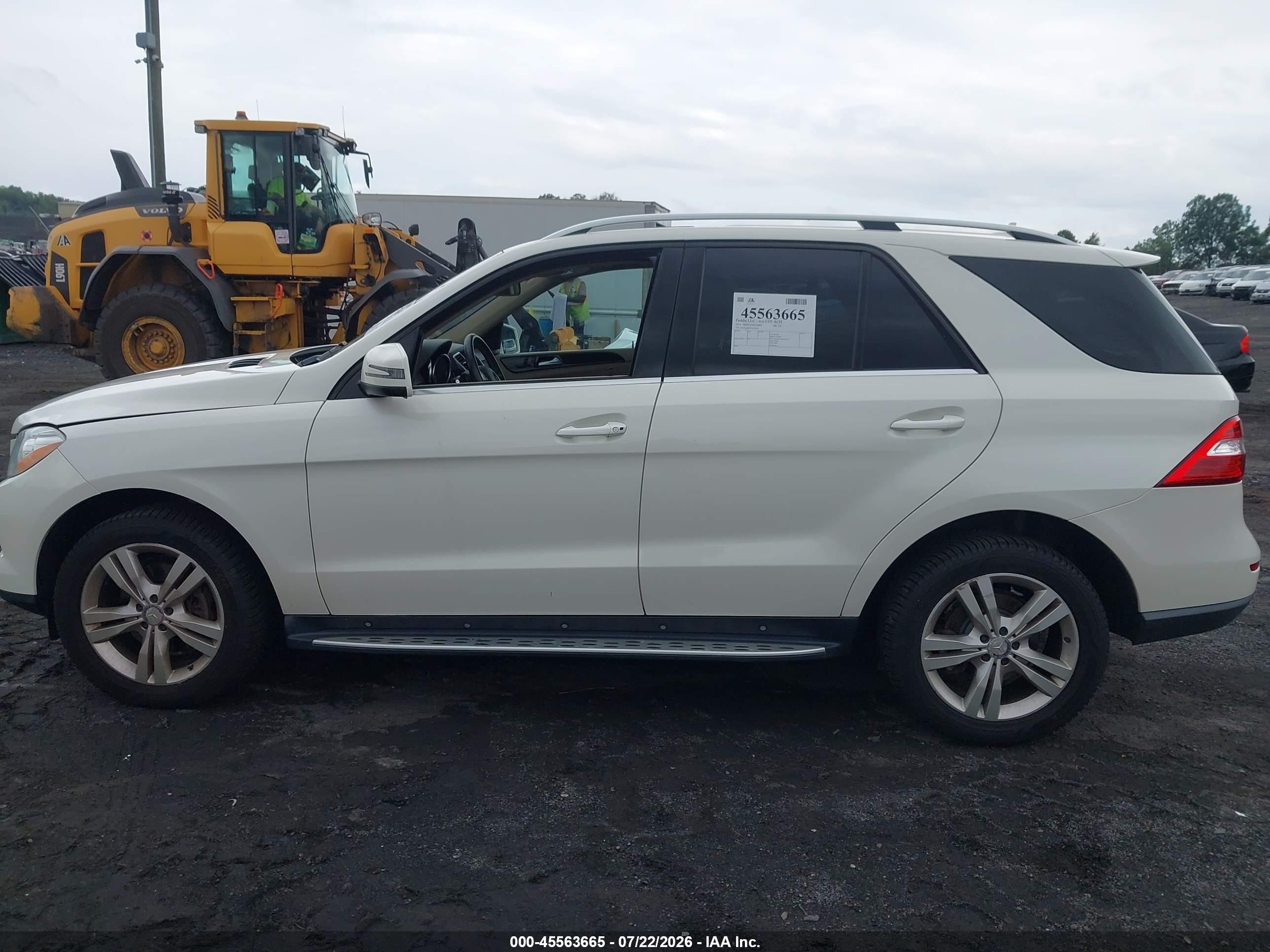 2013 Mercedes-benz Ml 350 4matic White vin: 4JGDA5HB4DA267106