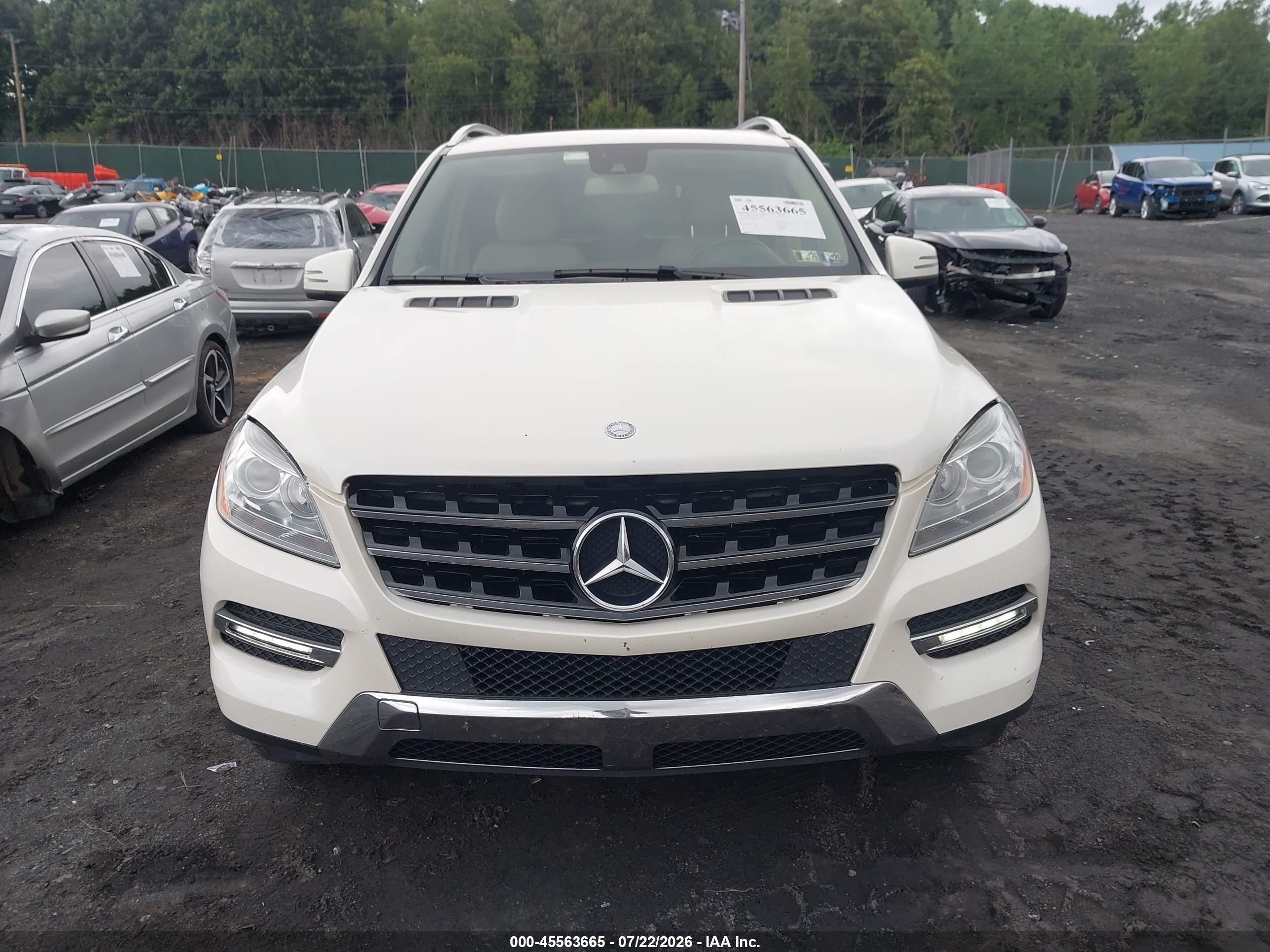 2013 Mercedes-benz Ml 350 4matic White vin: 4JGDA5HB4DA267106