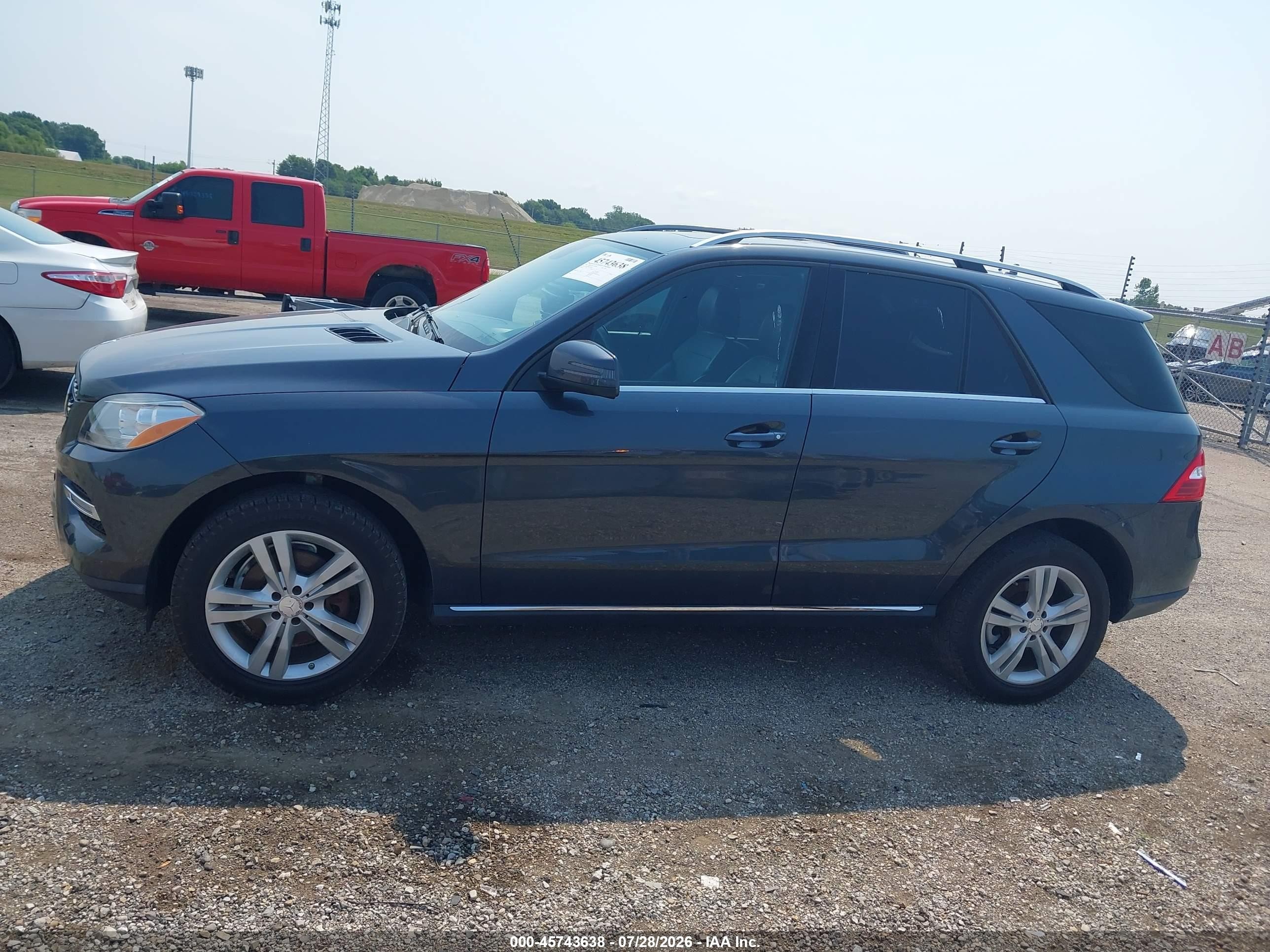 2014 Mercedes-benz Ml 350 4matic Gray vin: 4JGDA5HB4EA269617