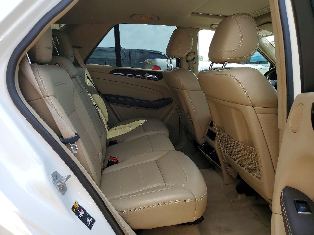 2014 Mercedes-benz Ml 350 4matic White vin: 4JGDA5HB4EA392043