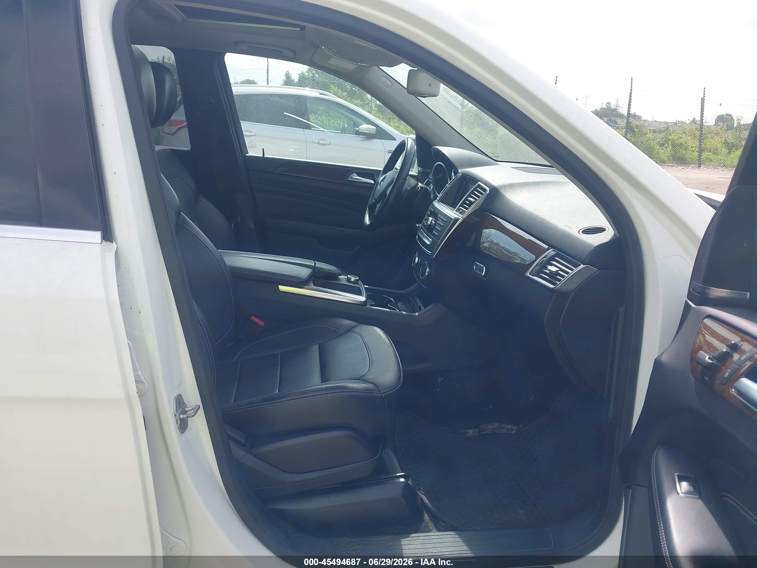 2014 Mercedes-benz Ml 350 4matic White vin: 4JGDA5HB4EA421282