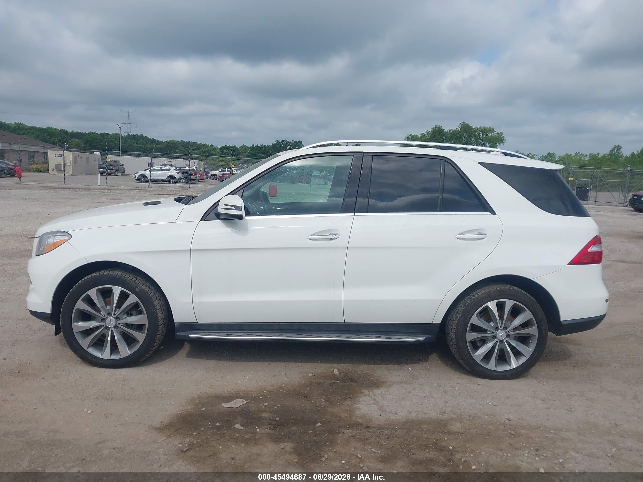 2014 Mercedes-benz Ml 350 4matic White vin: 4JGDA5HB4EA421282