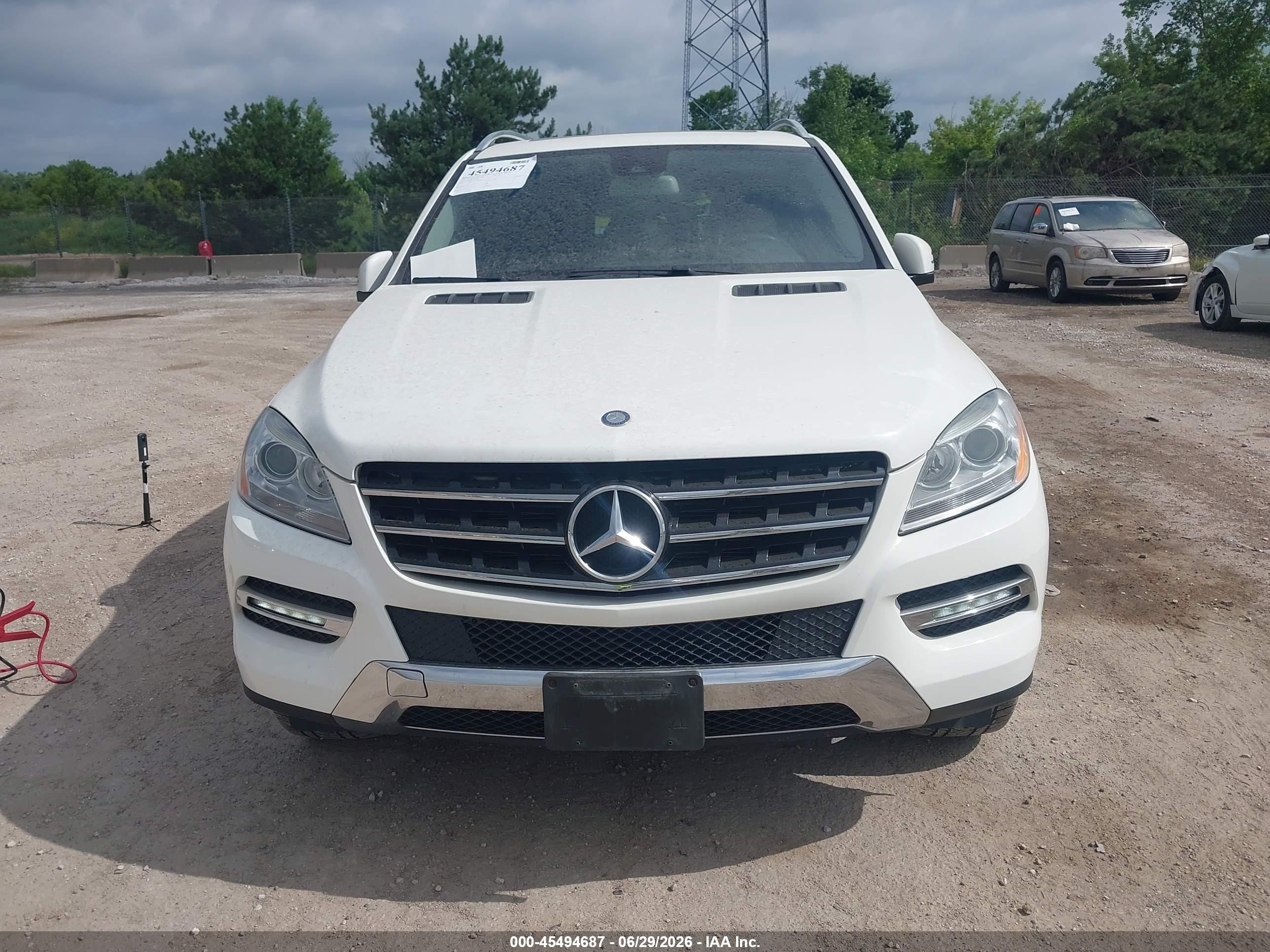 2014 Mercedes-benz Ml 350 4matic White vin: 4JGDA5HB4EA421282