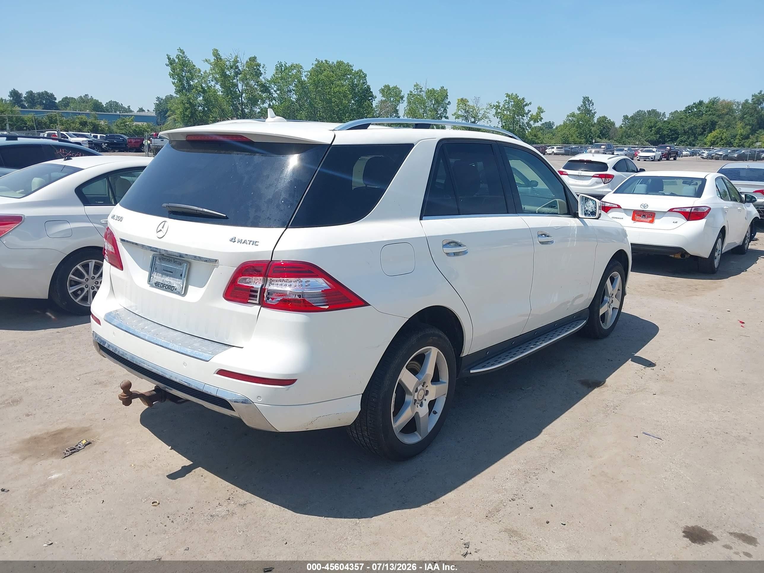 2015 Mercedes-benz Ml 350 4matic White vin: 4JGDA5HB4FA471200
