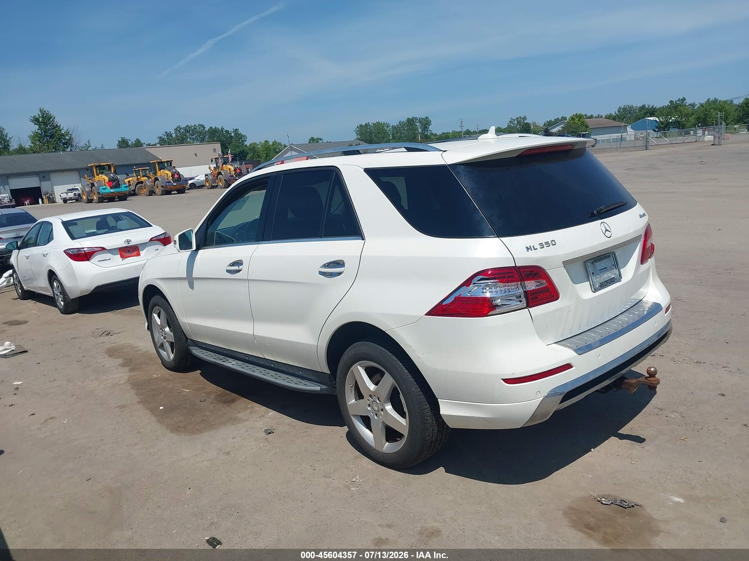 2015 Mercedes-benz Ml 350 4matic White vin: 4JGDA5HB4FA471200
