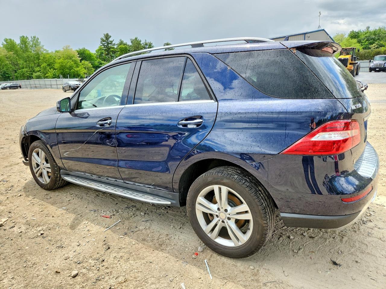 2015 Mercedes-benz Ml 350 4matic Blue vin: 4JGDA5HB4FA501019
