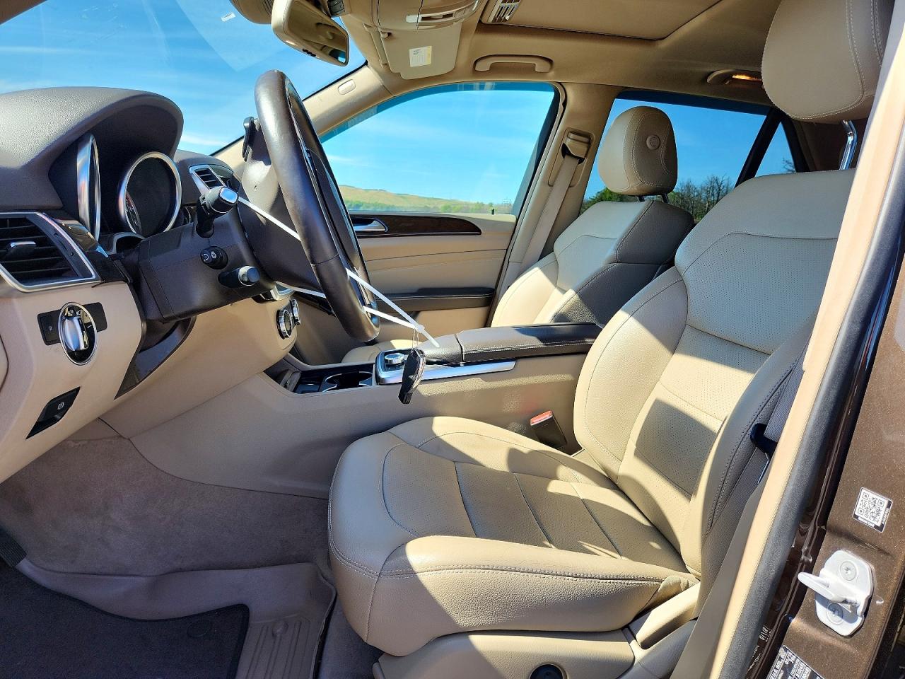 2015 Mercedes-benz Ml 350 4matic Коричневый vin: 4JGDA5HB4FA537860