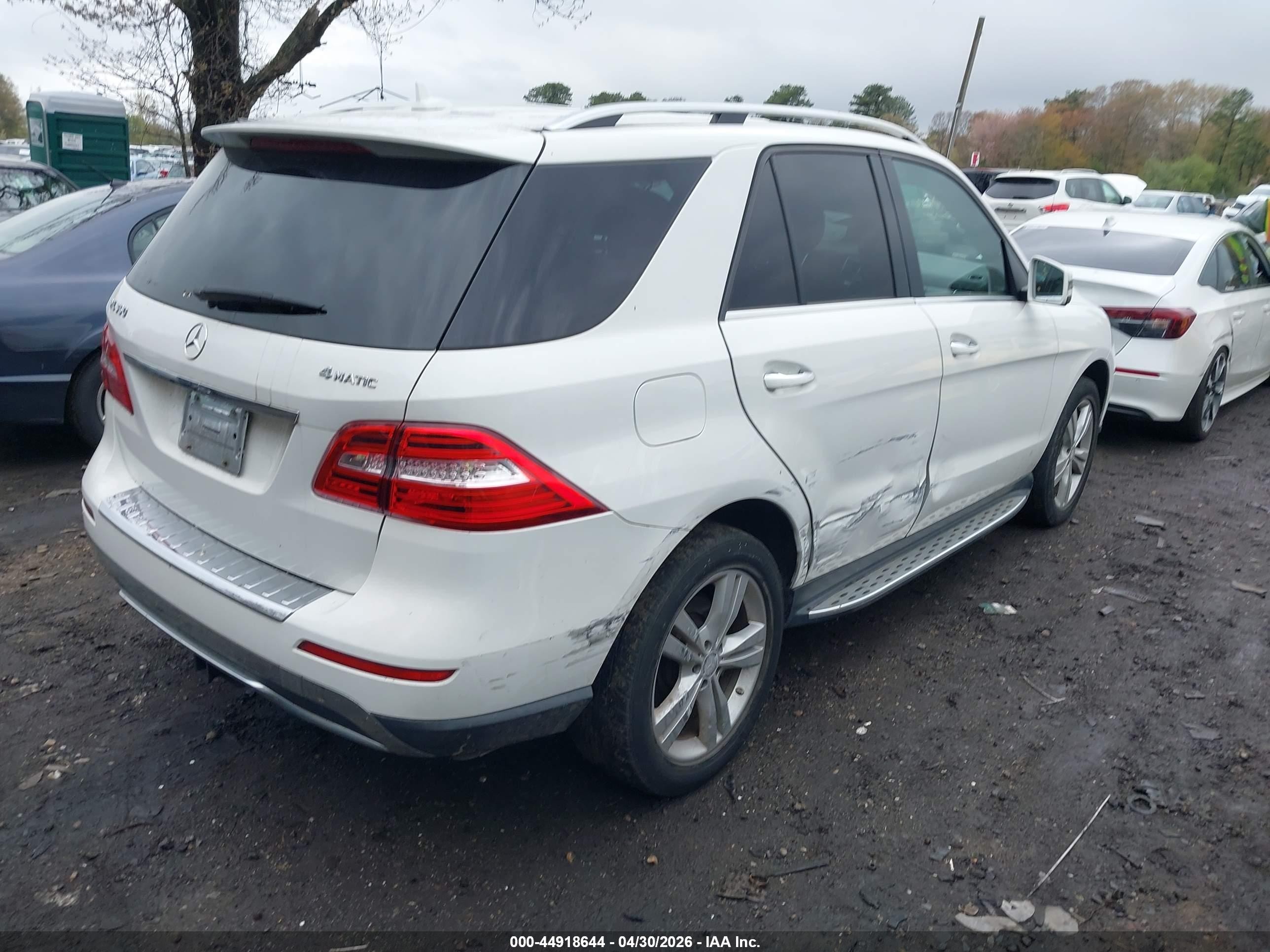 2015 Mercedes-benz Ml 350 4matic White vin: 4JGDA5HB4FA545473