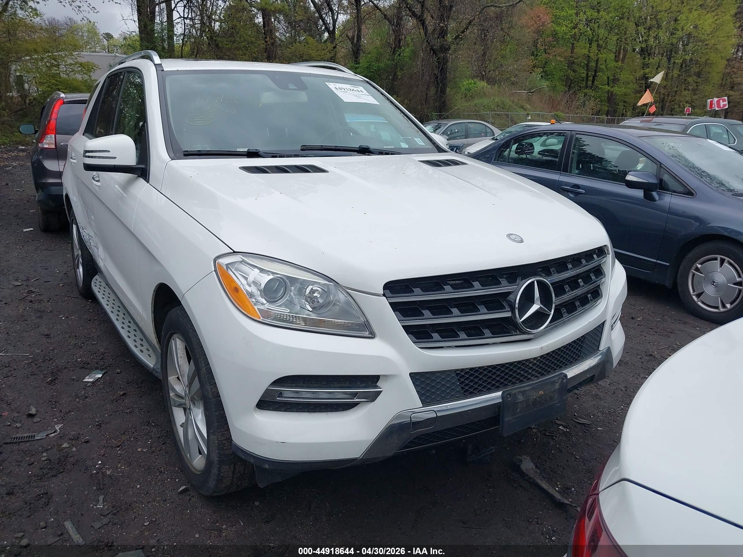 2015 Mercedes-benz Ml 350 4matic White vin: 4JGDA5HB4FA545473