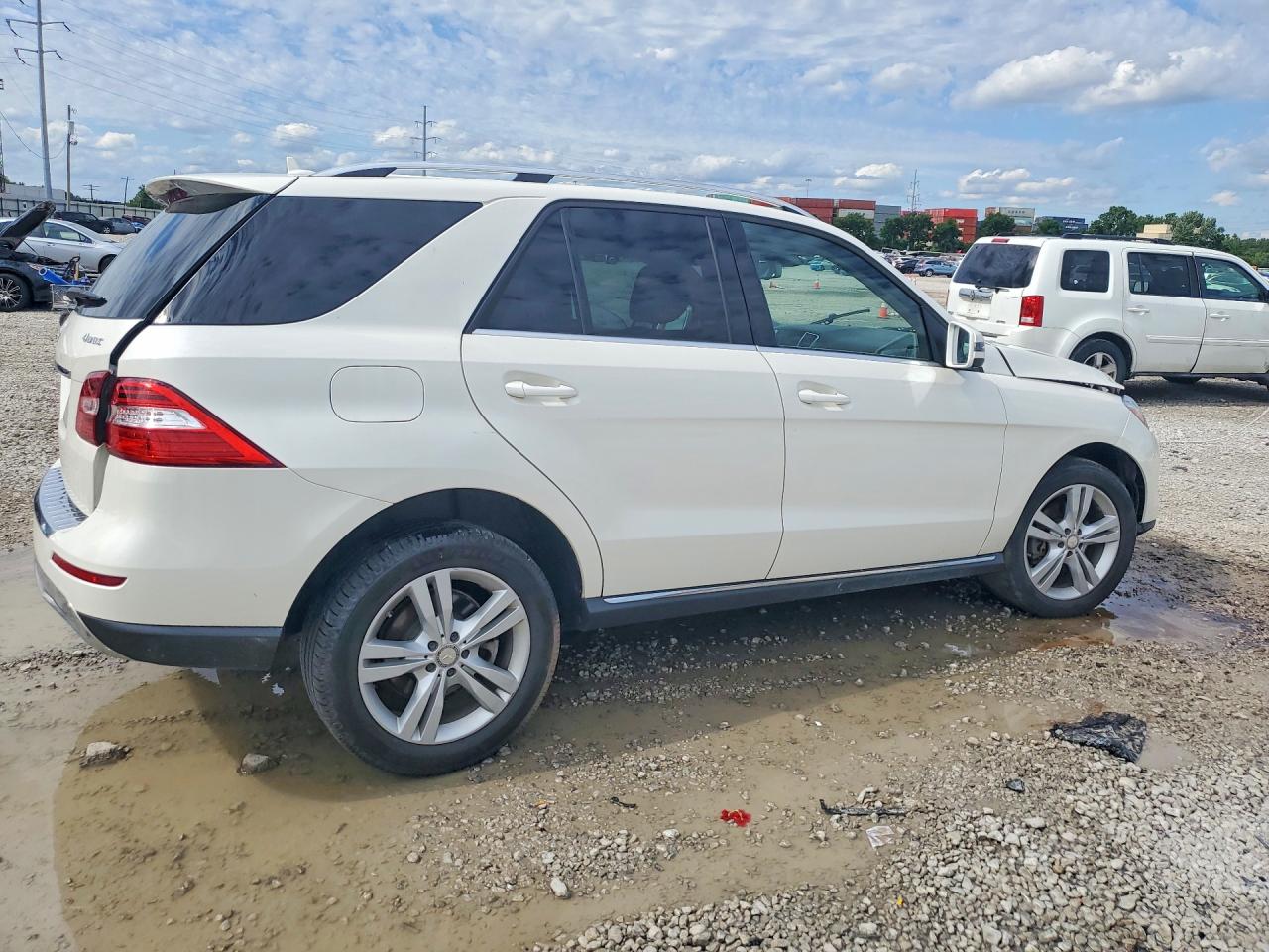 2015 Mercedes-benz Ml 350 4matic White vin: 4JGDA5HB4FA564833