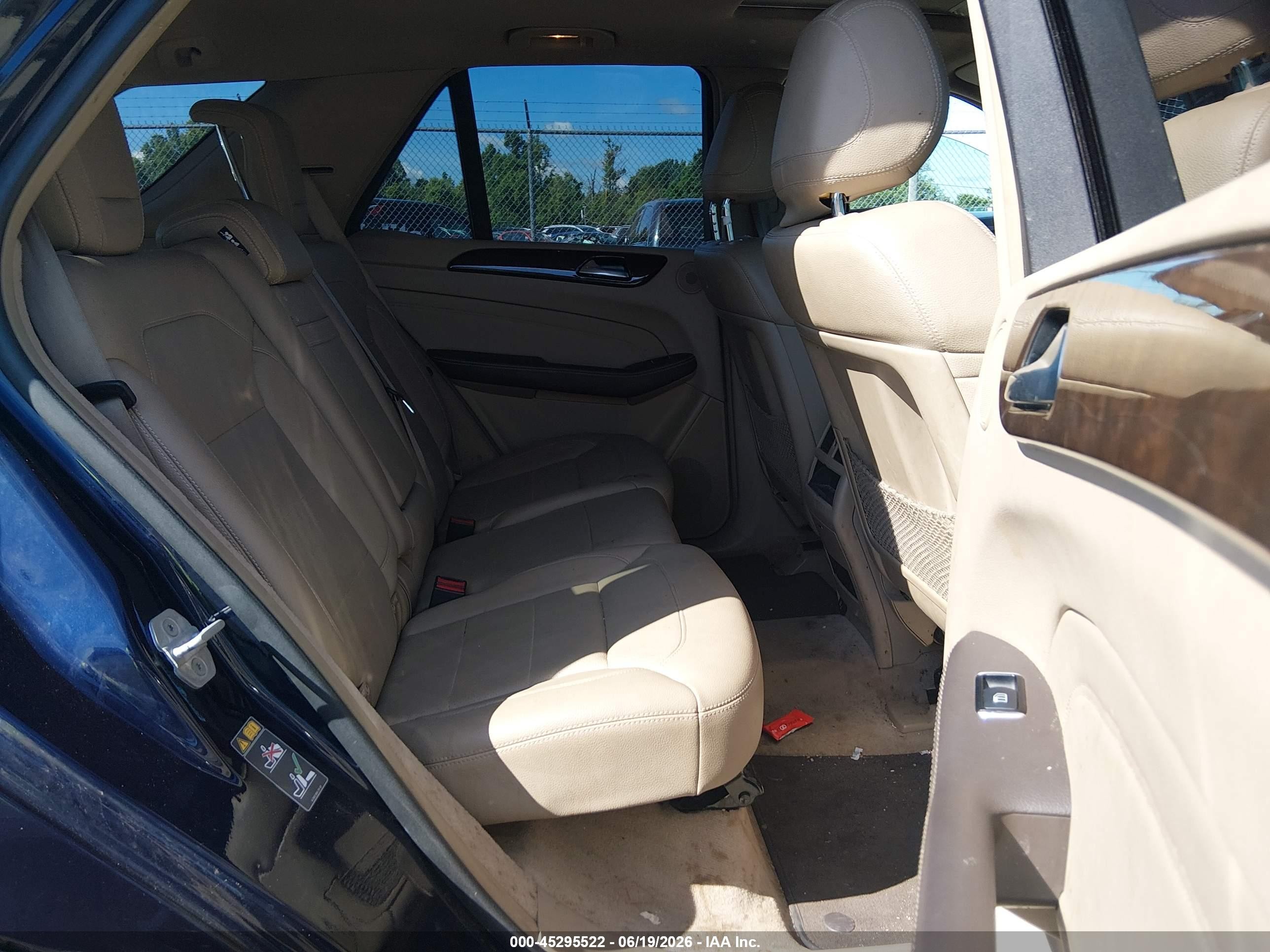 2015 Mercedes-benz Ml 350 4matic Blue vin: 4JGDA5HB4FA583284