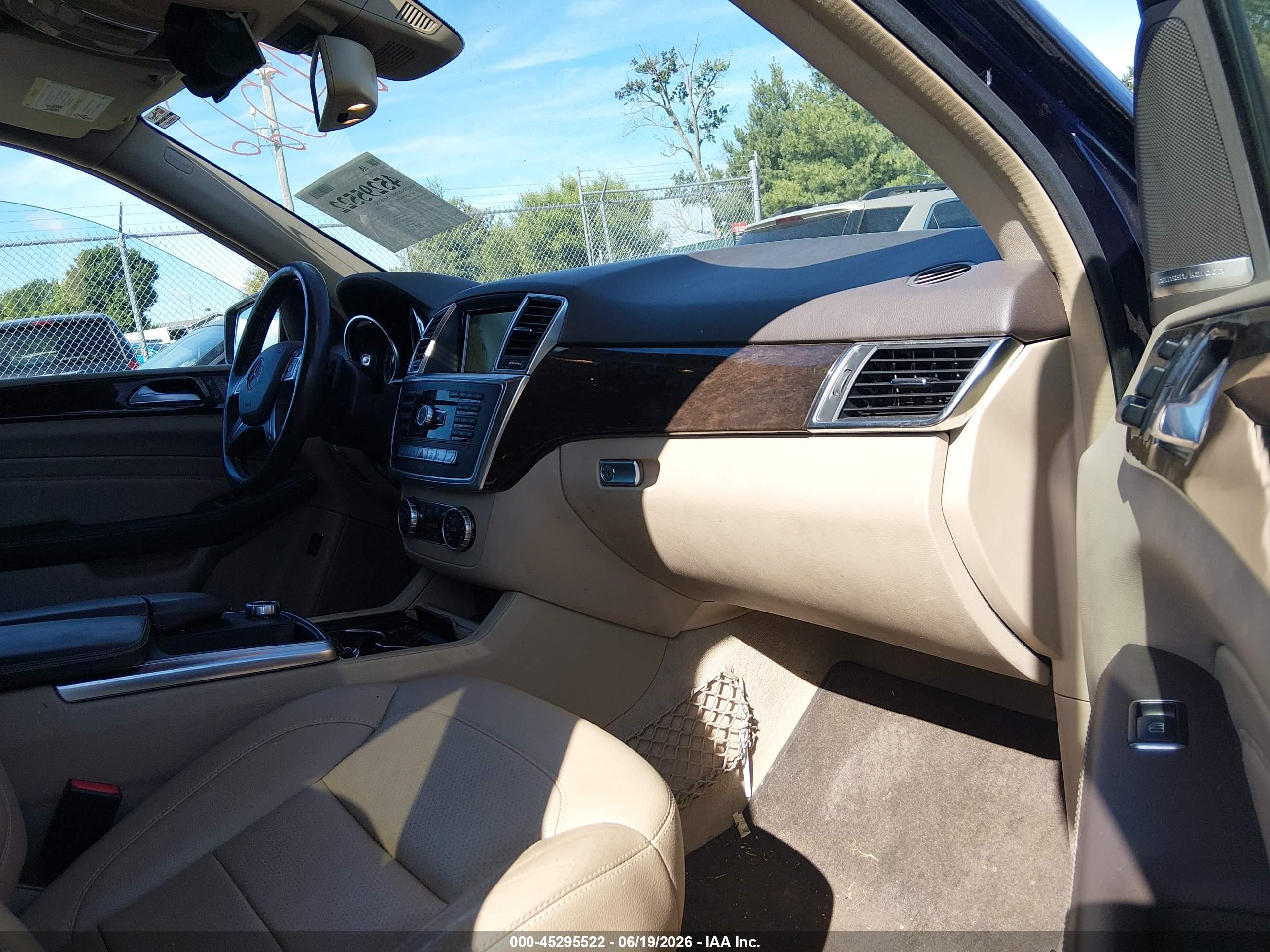 2015 Mercedes-benz Ml 350 4matic Blue vin: 4JGDA5HB4FA583284
