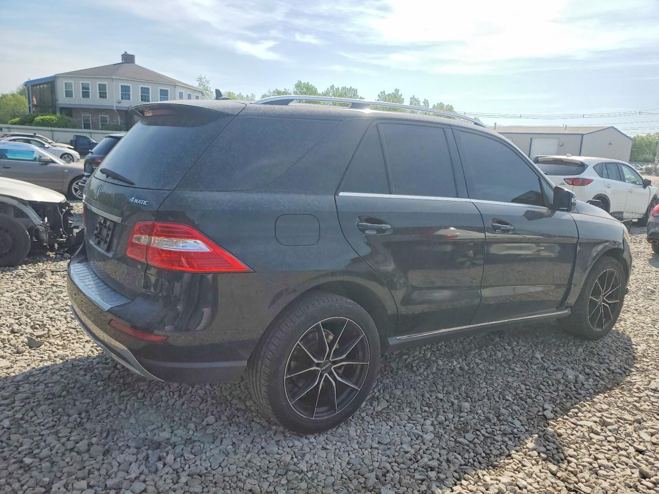 2015 Mercedes-benz Ml 350 4matic Черный vin: 4JGDA5HB4FA608653