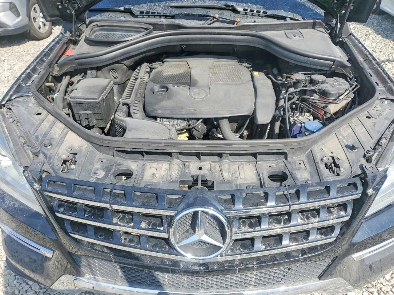2015 Mercedes-benz Ml 350 4matic Черный vin: 4JGDA5HB4FA608653