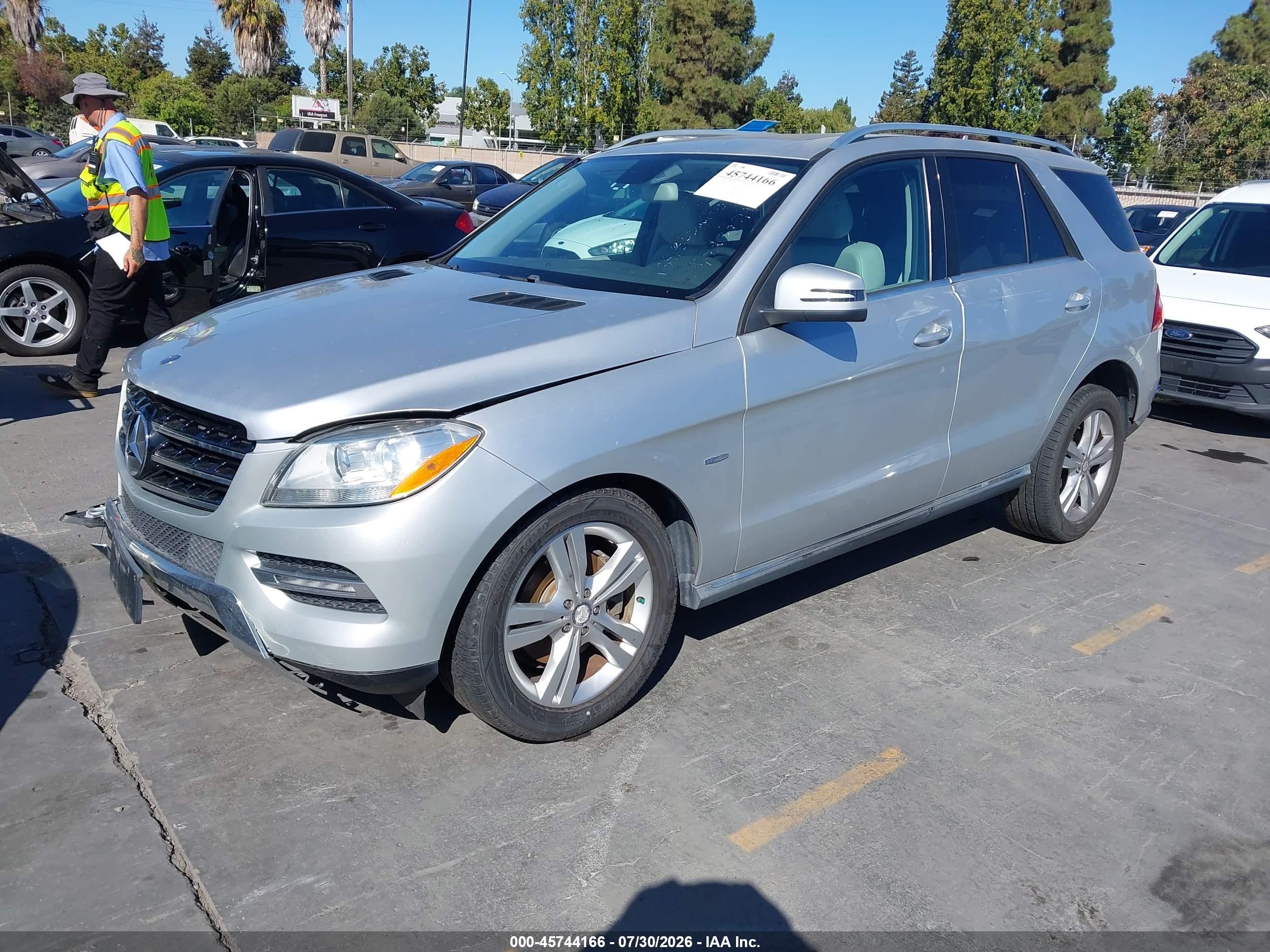 2012 Mercedes-benz Ml 350 4matic Silver vin: 4JGDA5HB5CA013371