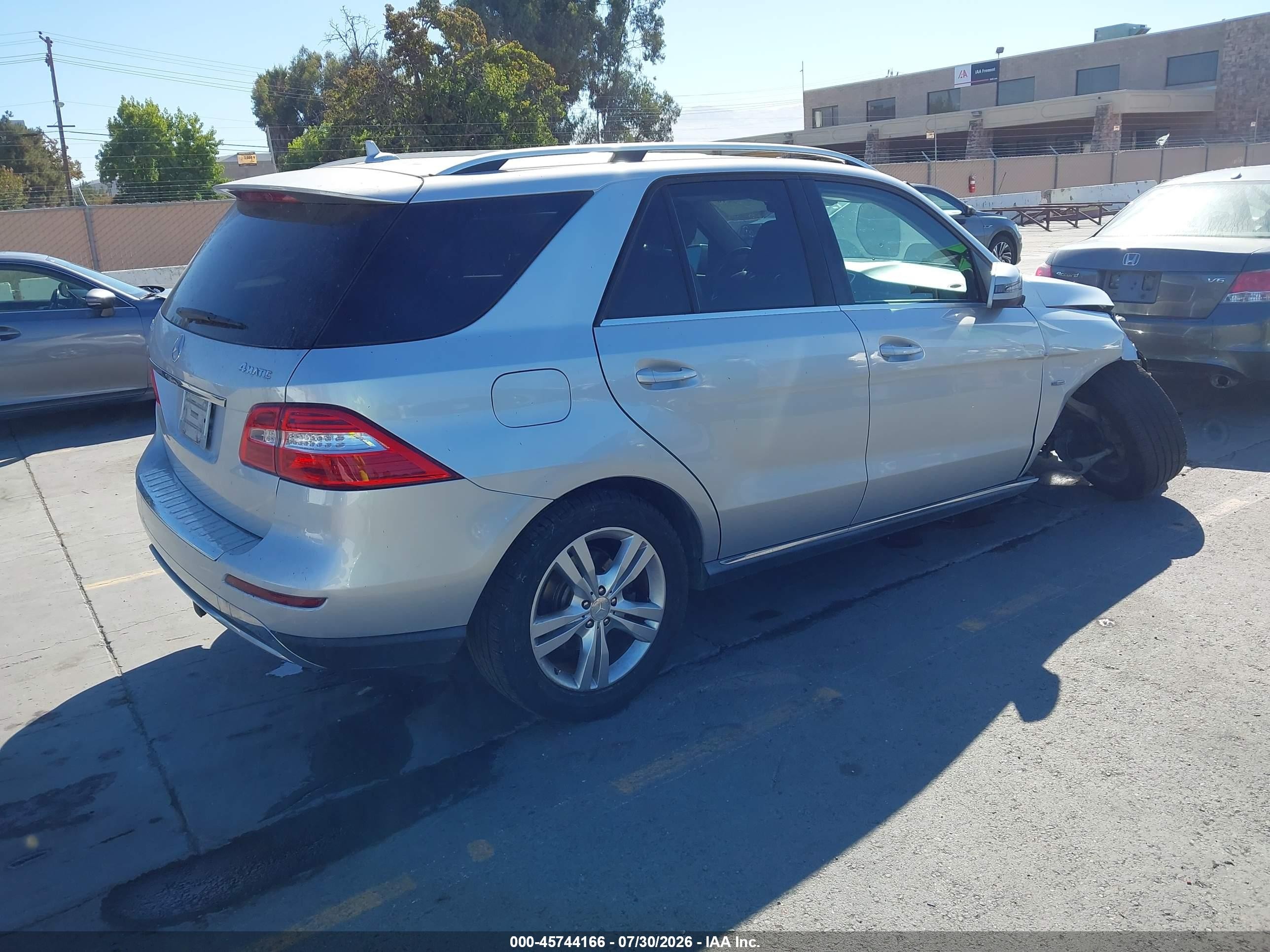 2012 Mercedes-benz Ml 350 4matic Silver vin: 4JGDA5HB5CA013371