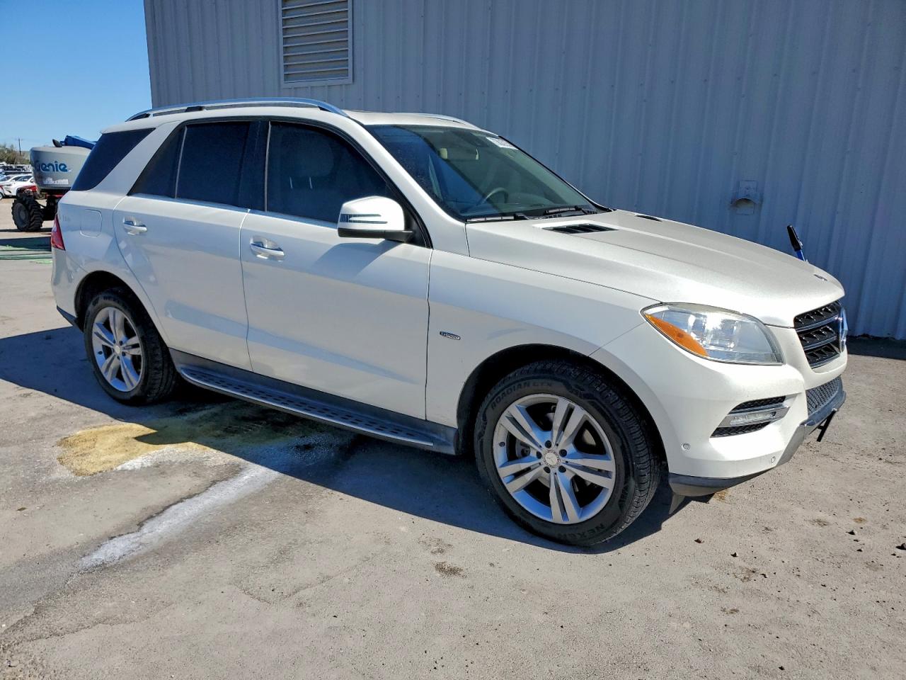 2012 Mercedes-benz Ml 350 4matic White vin: 4JGDA5HB5CA032079