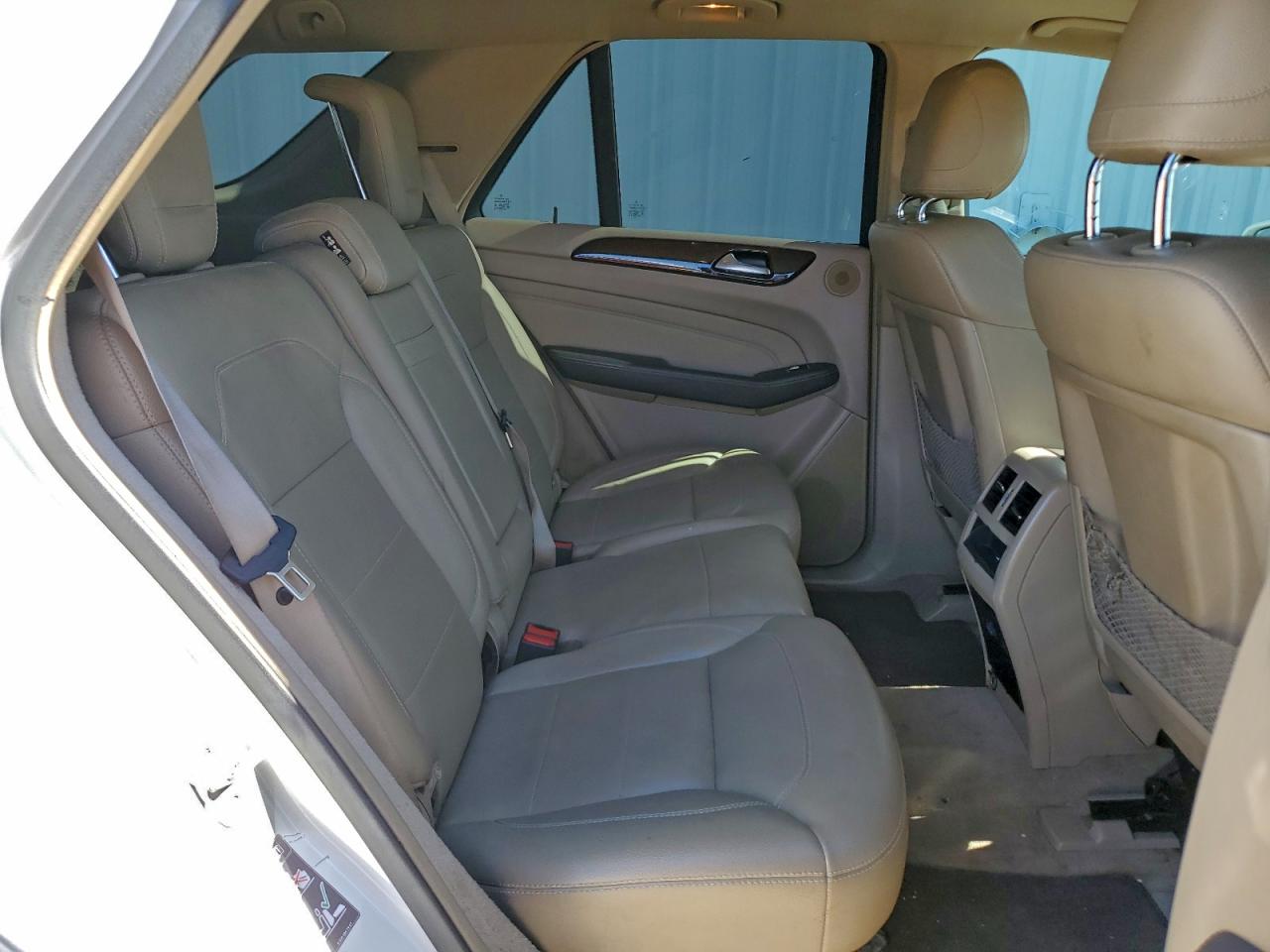 2012 Mercedes-benz Ml 350 4matic White vin: 4JGDA5HB5CA032079