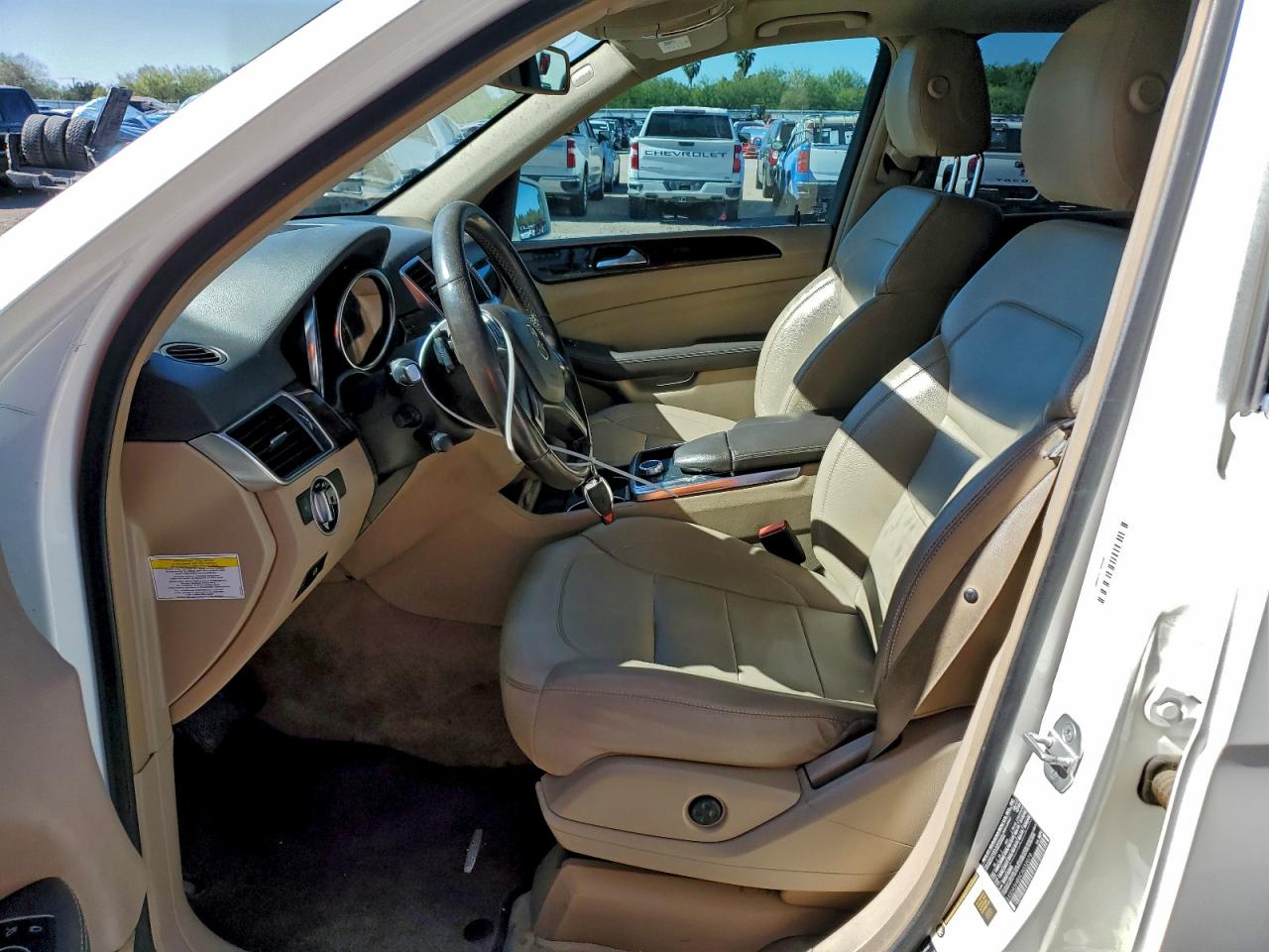 2012 Mercedes-benz Ml 350 4matic White vin: 4JGDA5HB5CA032079