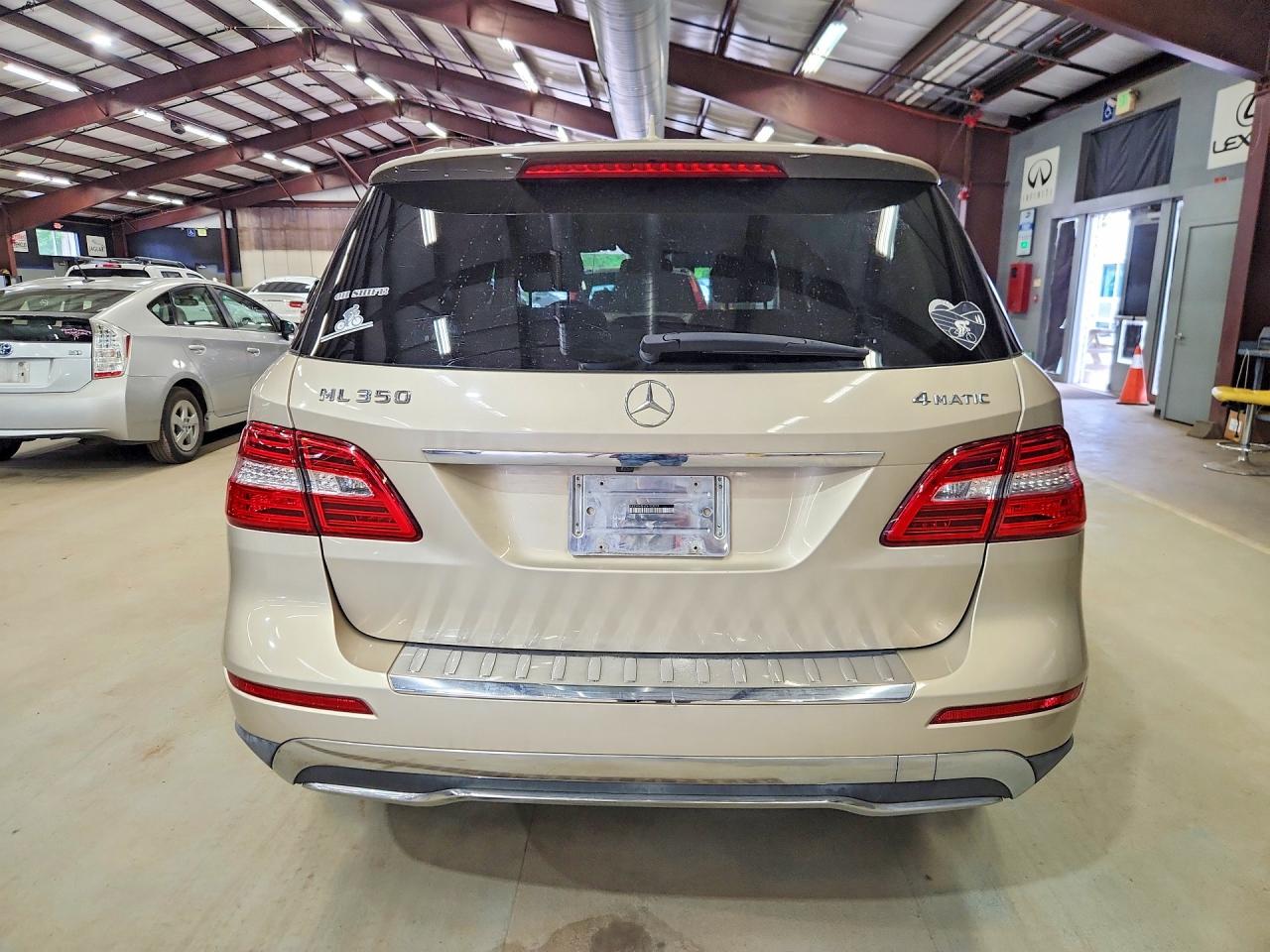 2013 Mercedes-benz Ml 350 4matic Бежевый vin: 4JGDA5HB5DA103279