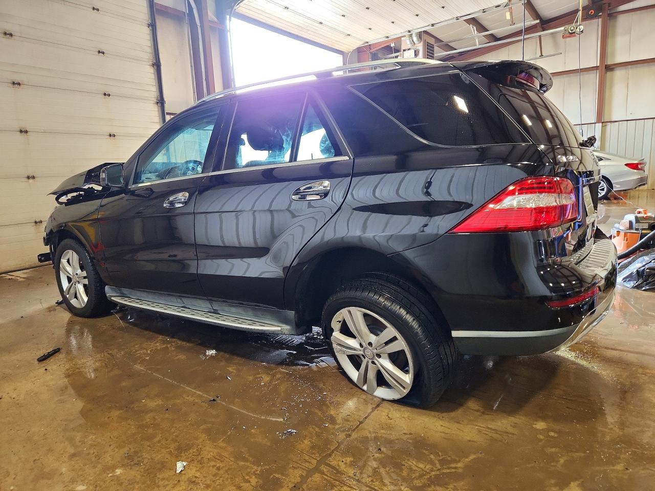 2013 Mercedes-benz Ml 350 4matic Black vin: 4JGDA5HB5DA137075
