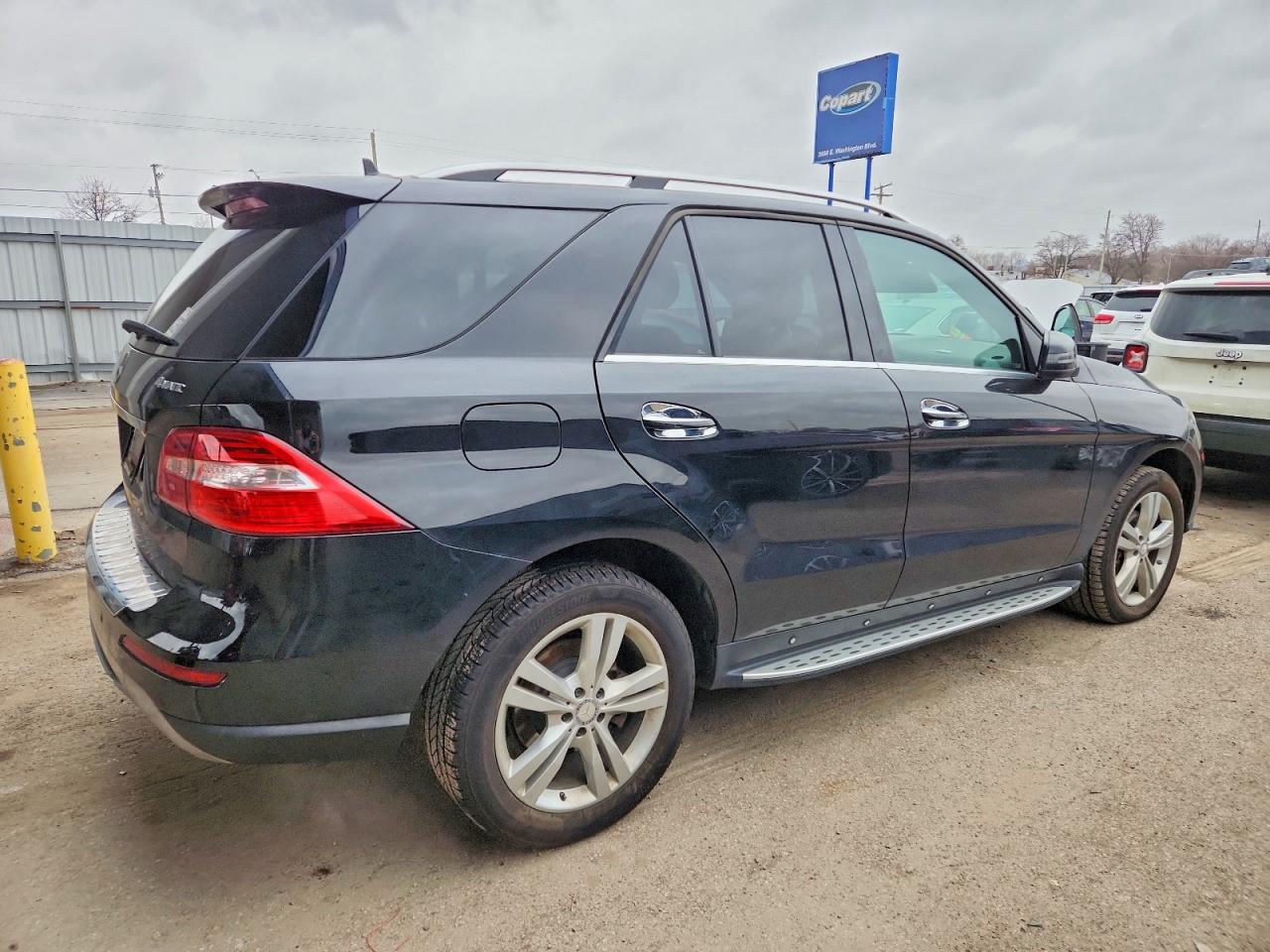 2013 Mercedes-benz Ml 350 4matic Black vin: 4JGDA5HB5DA207447