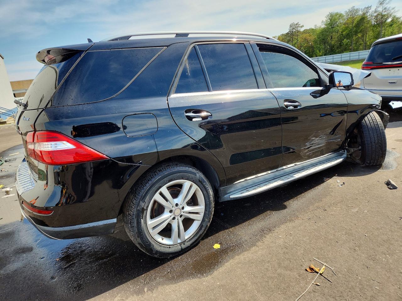 2013 Mercedes-benz Ml 350 4matic Черный vin: 4JGDA5HB5DA232042
