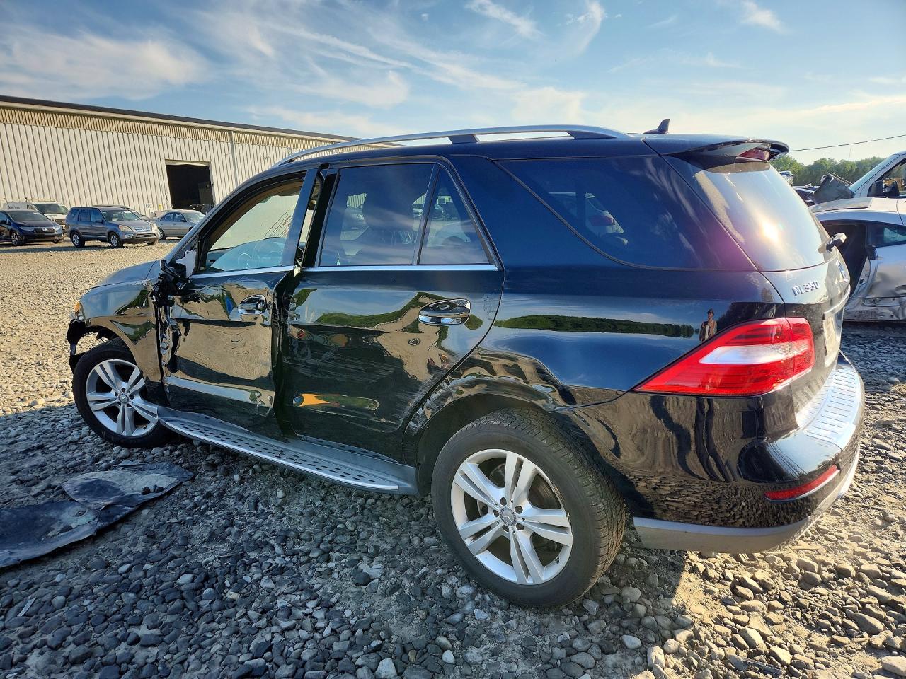 2013 Mercedes-benz Ml 350 4matic Black vin: 4JGDA5HB5DA262318