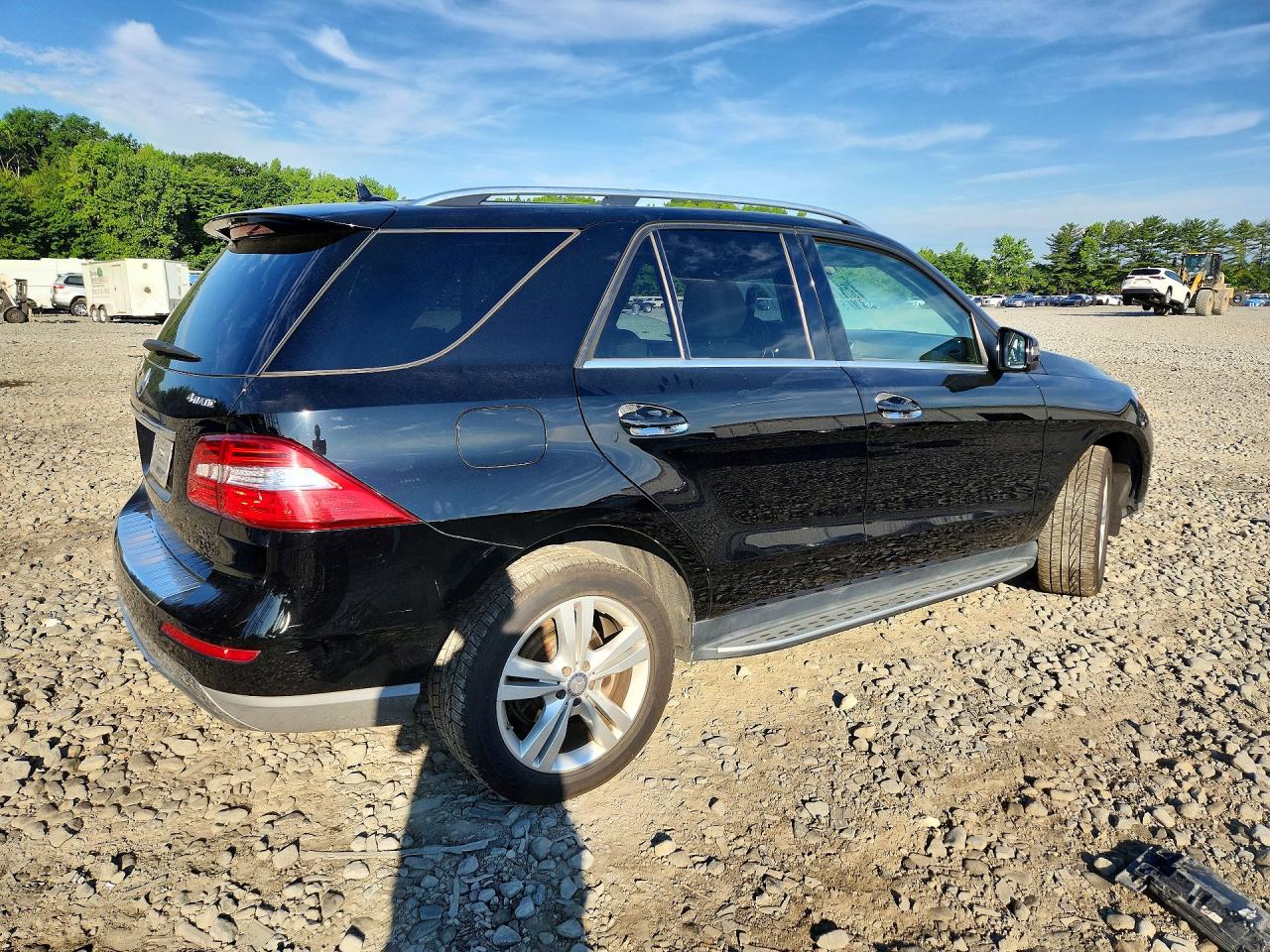 2013 Mercedes-benz Ml 350 4matic Black vin: 4JGDA5HB5DA262318