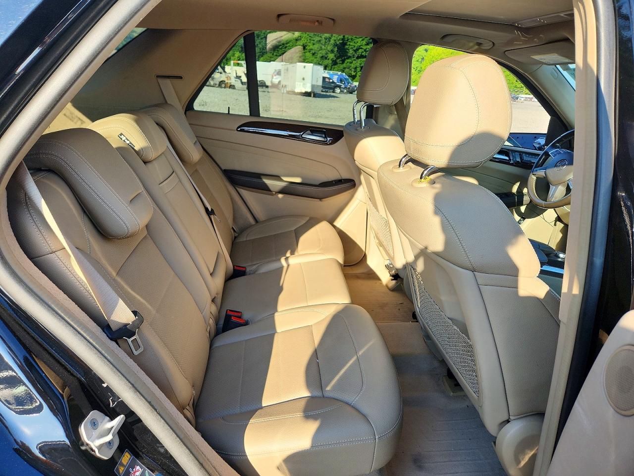 2013 Mercedes-benz Ml 350 4matic Black vin: 4JGDA5HB5DA262318