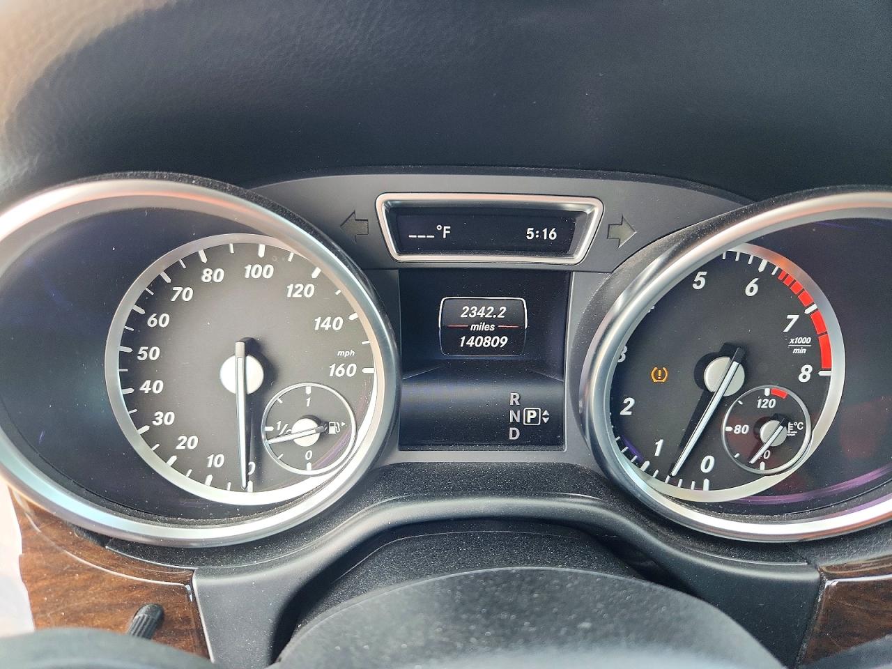 2014 Mercedes-benz Ml 350 4matic Белый vin: 4JGDA5HB5EA282747