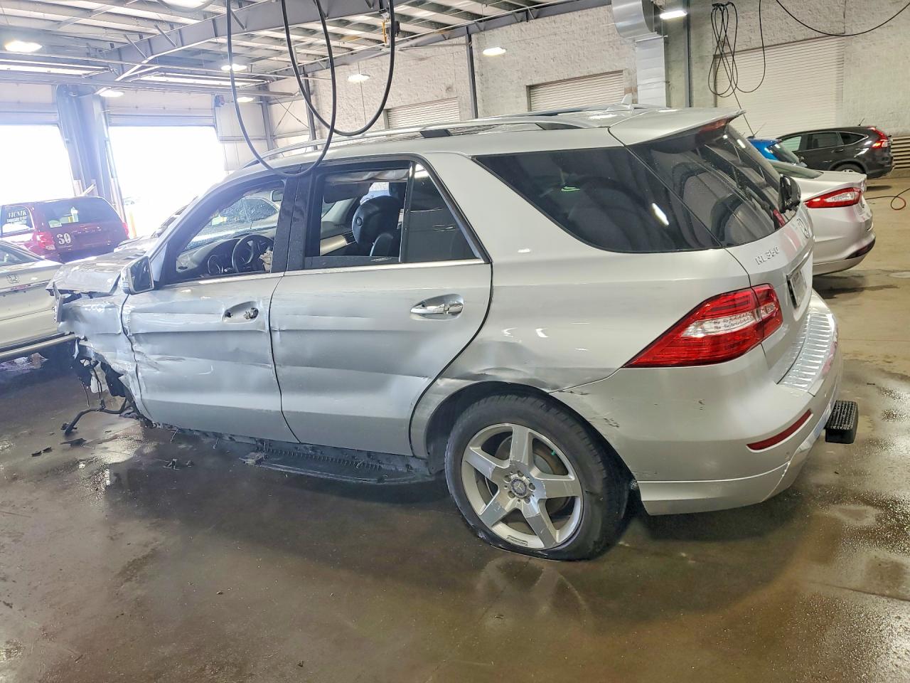 2014 Mercedes-benz Ml 350 4matic Silver vin: 4JGDA5HB5EA353199
