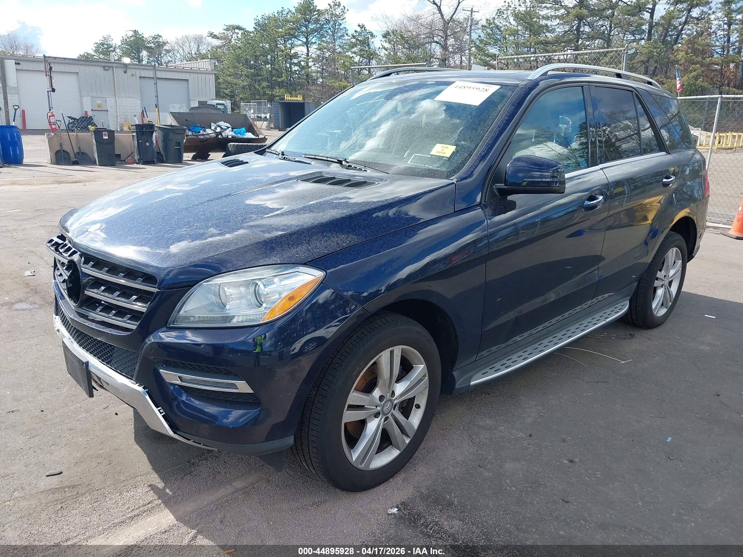 2014 Mercedes-benz Ml 350 4matic Dark Blue vin: 4JGDA5HB5EA419153