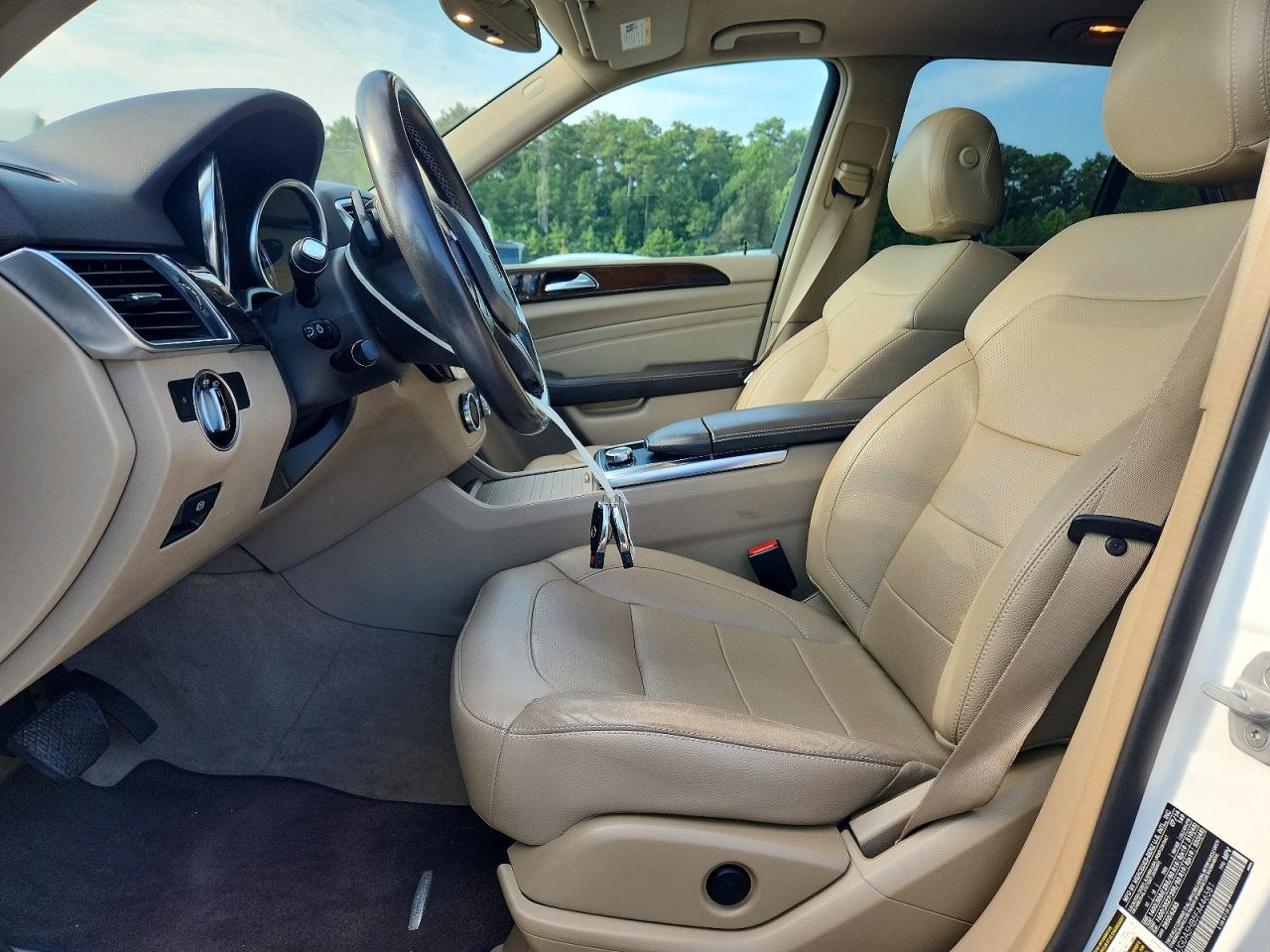 2015 Mercedes-benz Ml 350 4matic White vin: 4JGDA5HB5FA446581