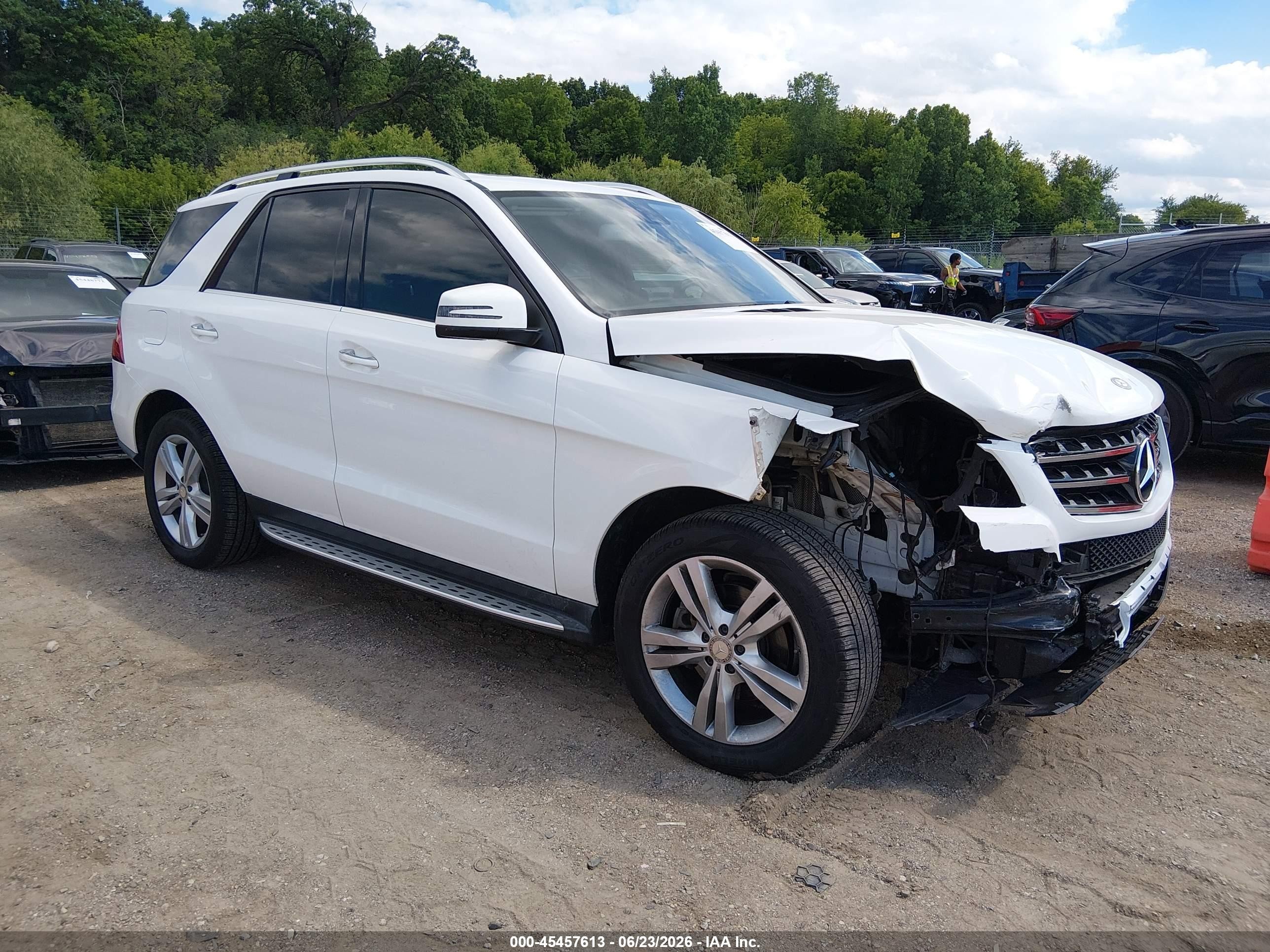 2015 Mercedes-benz Ml 350 4matic White vin: 4JGDA5HB5FA450792