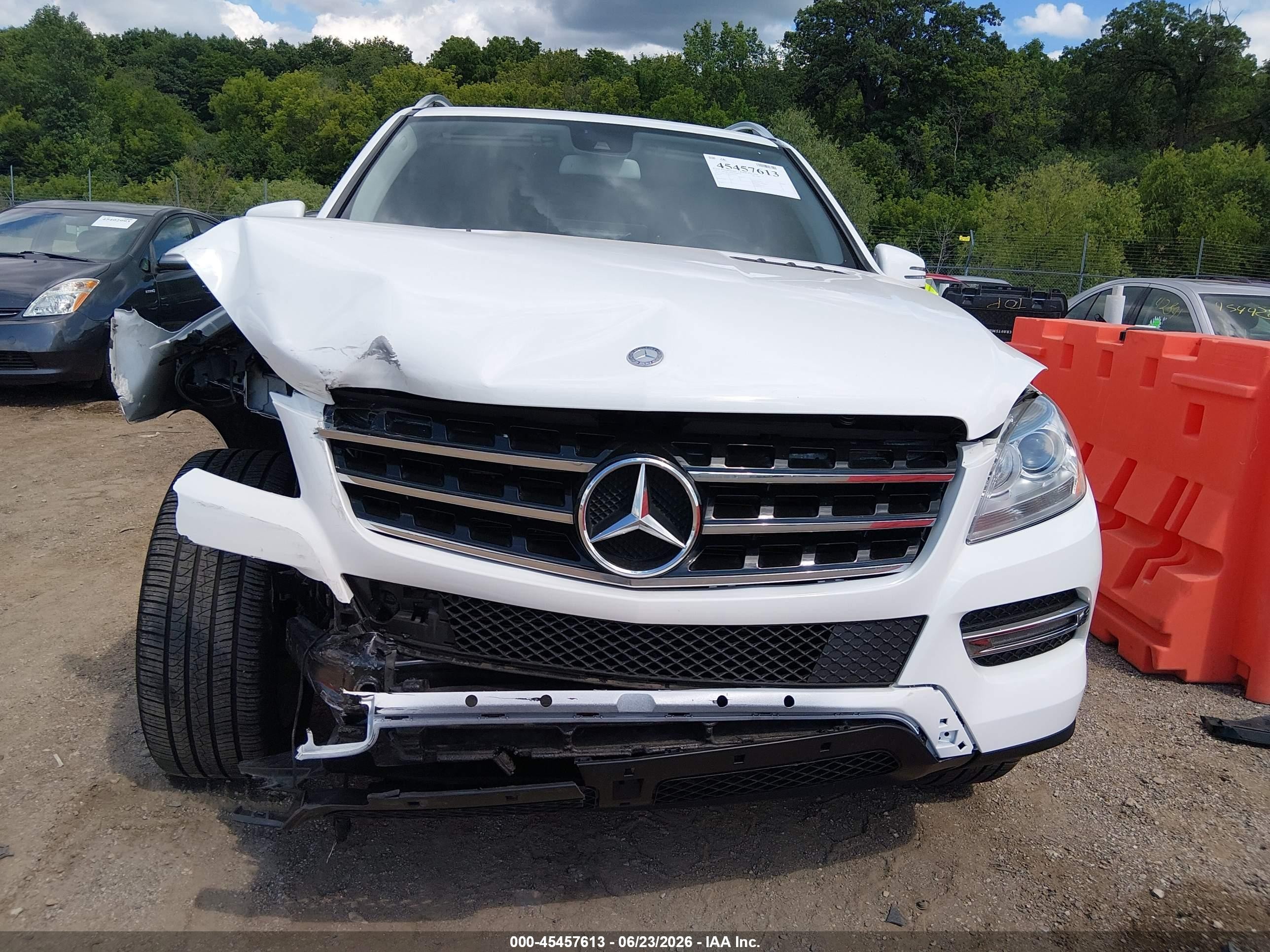 2015 Mercedes-benz Ml 350 4matic White vin: 4JGDA5HB5FA450792